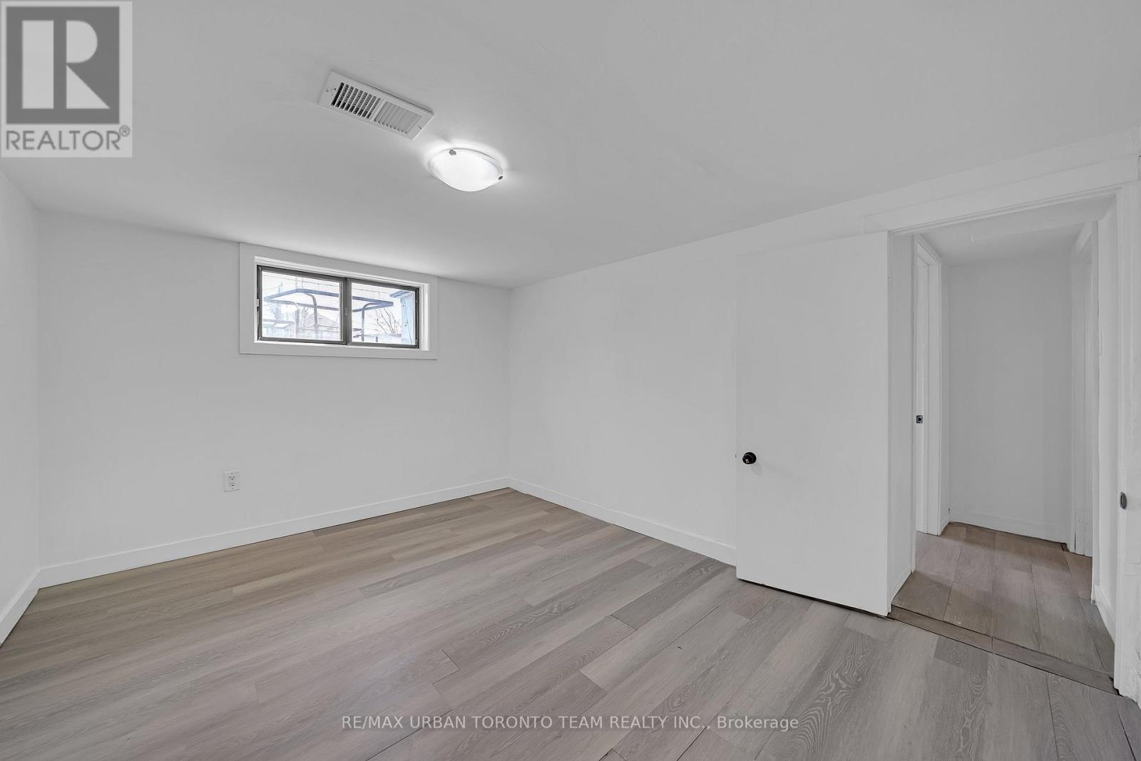 Lower#2 - 57 Westdale Drive, Toronto, Ontario  M3K 1A7 - Photo 11 - W13054576