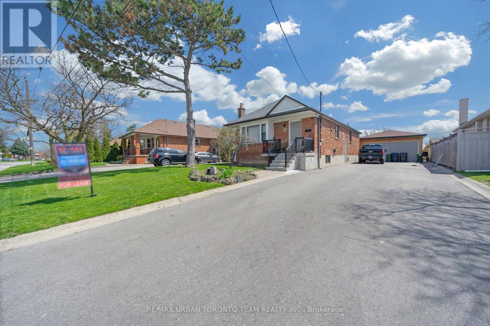 Lower#2 - 57 Westdale Drive, Toronto, Ontario  M3K 1A7 - Photo 14 - W13054576