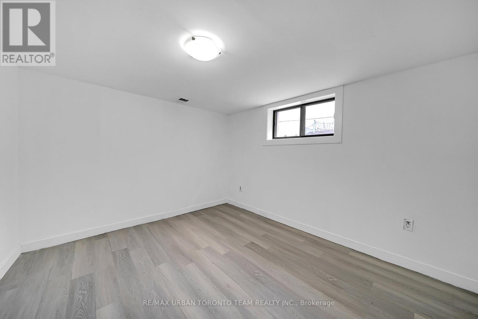 Lower#2 - 57 Westdale Drive, Toronto, Ontario  M3K 1A7 - Photo 9 - W13054576