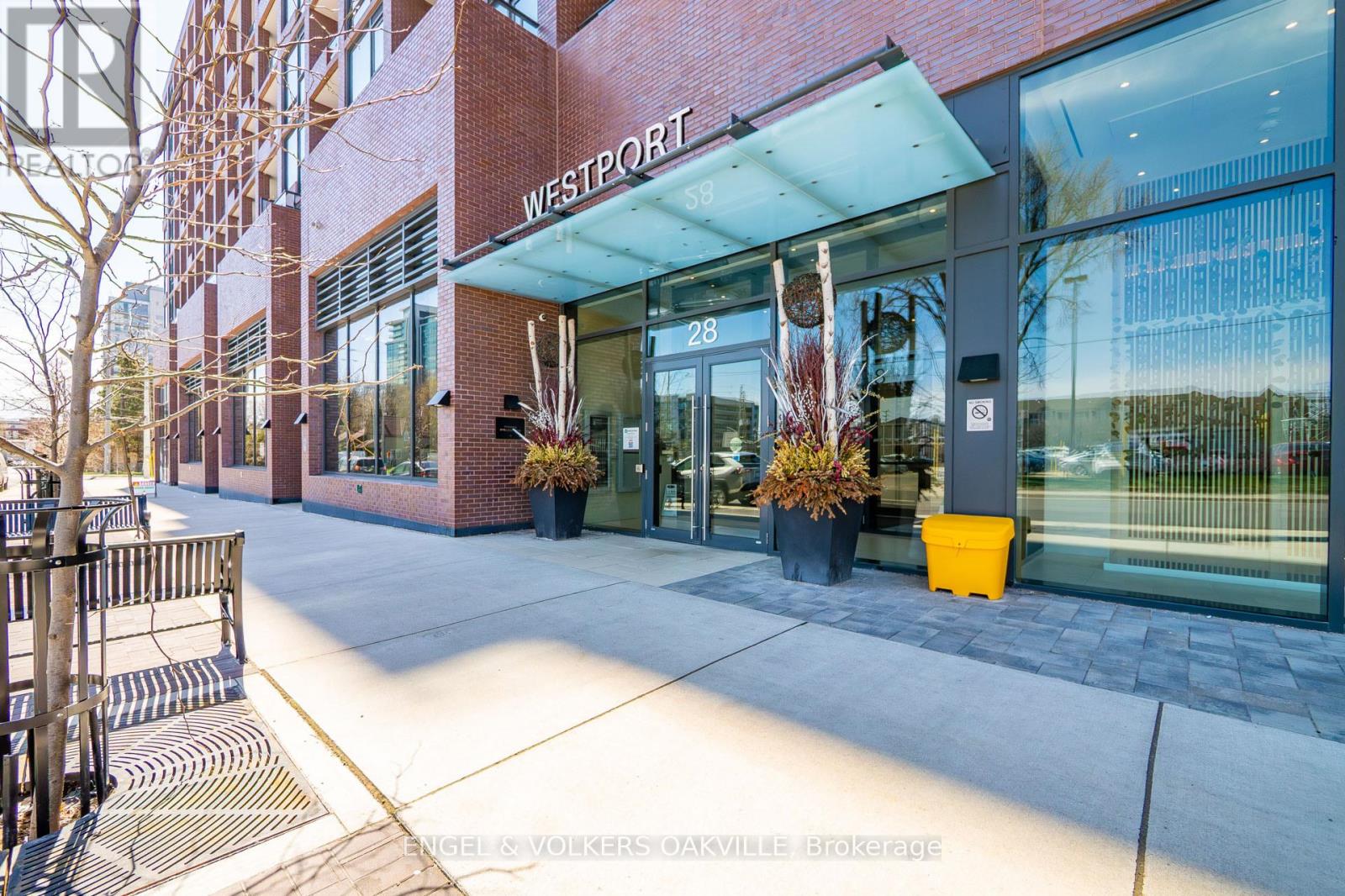 418 - 28 Ann Street, Mississauga, Ontario  L5G 0E1 - Photo 2 - W13054616