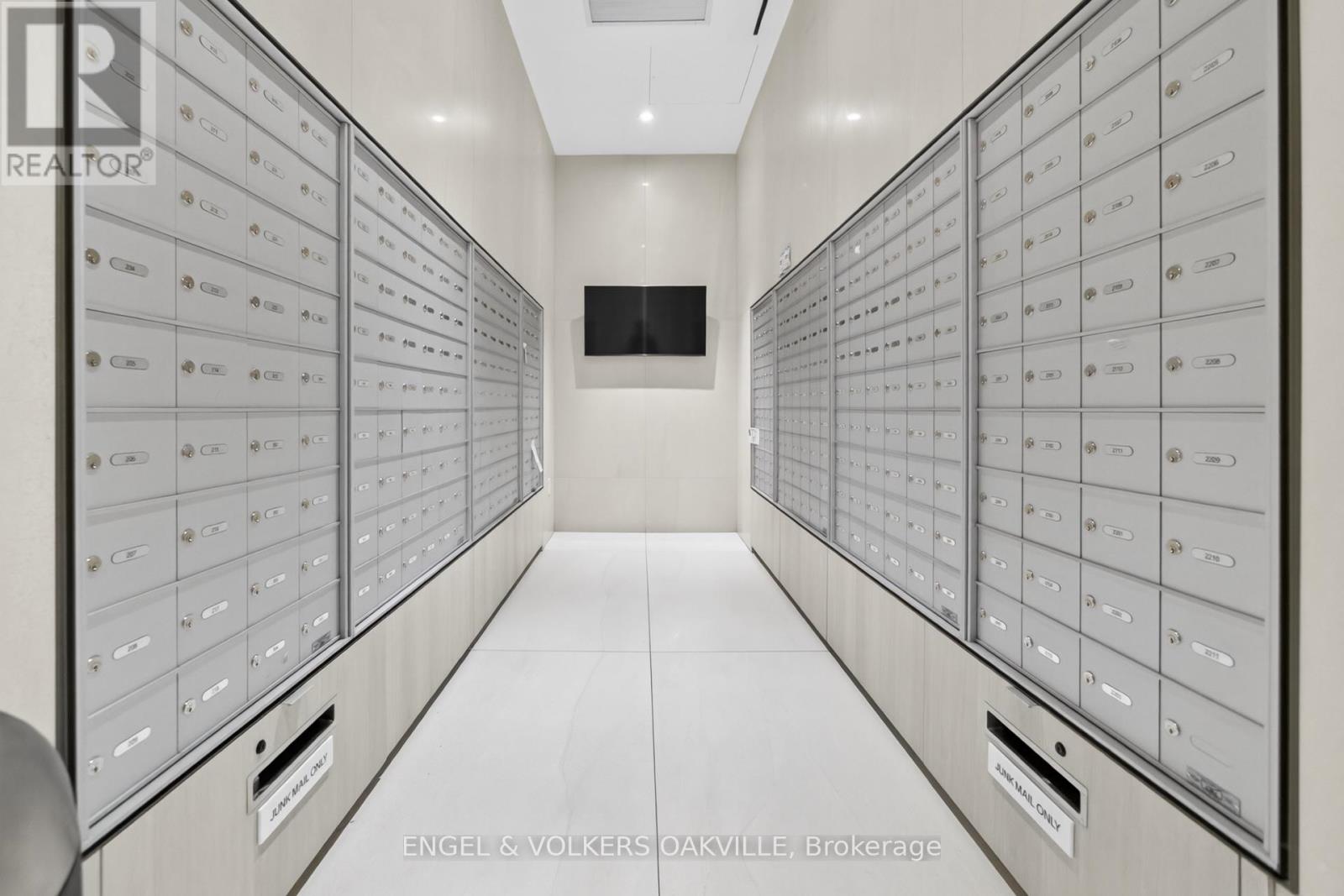 418 - 28 Ann Street, Mississauga, Ontario  L5G 0E1 - Photo 5 - W13054616