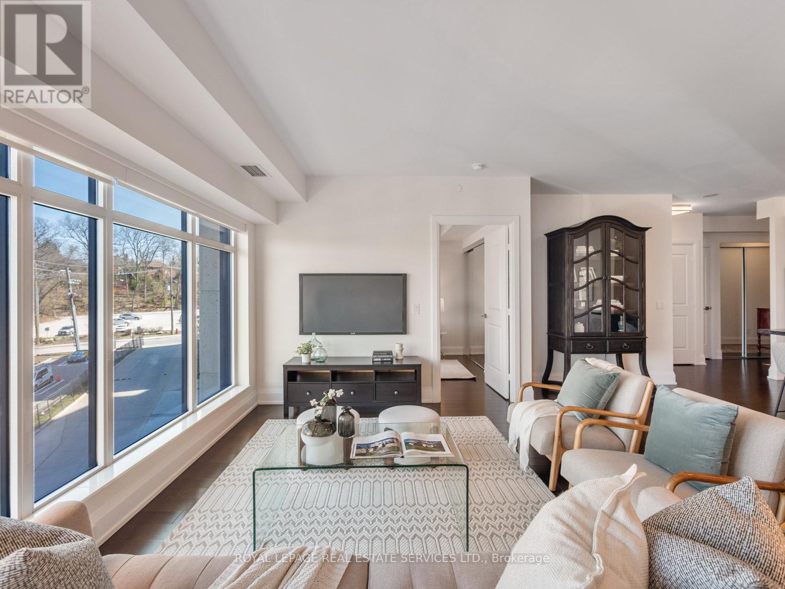 225 - 1 Old Mill Drive, Toronto, Ontario  M6S 0A1 - Photo 13 - W13054642