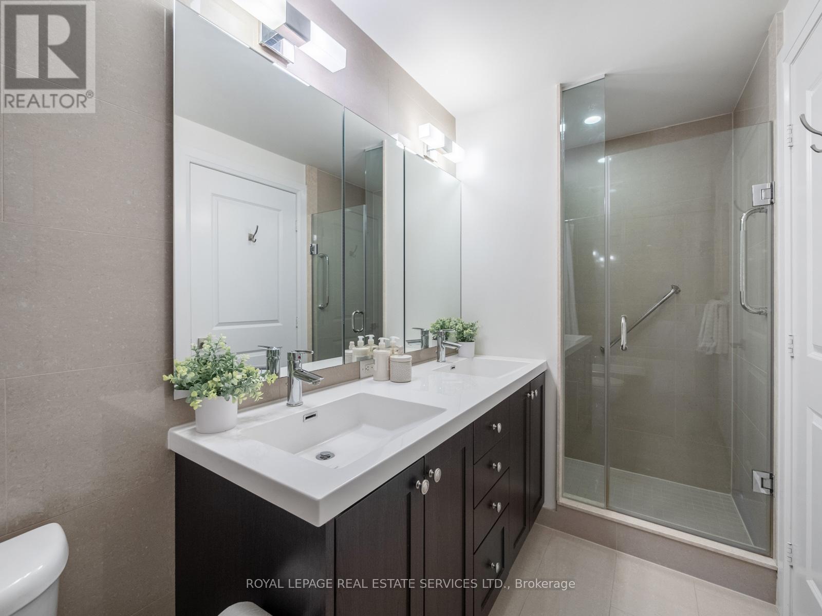 225 - 1 Old Mill Drive, Toronto, Ontario  M6S 0A1 - Photo 27 - W13054642