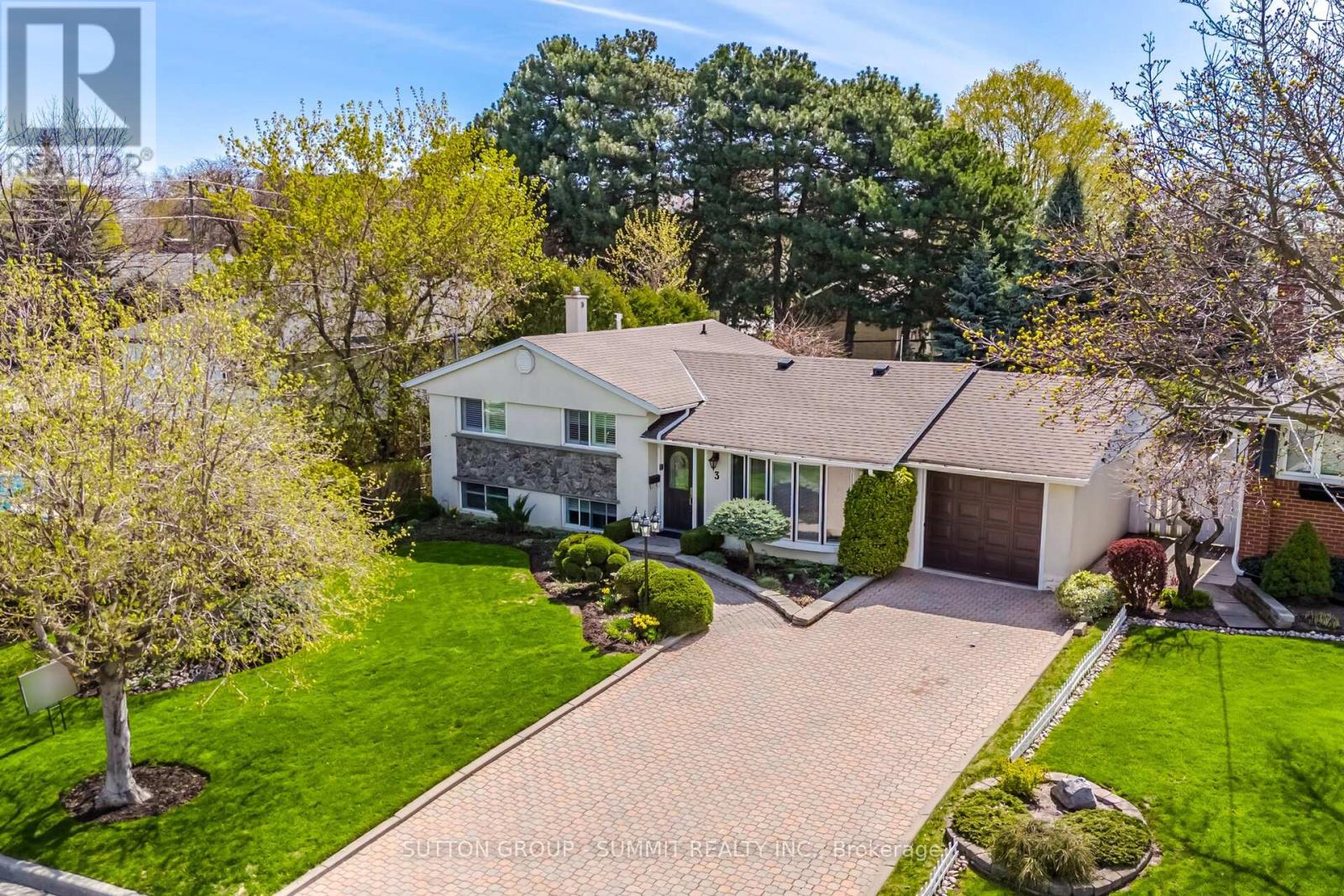 3 DONATA DRIVE, Mississauga, Ontario