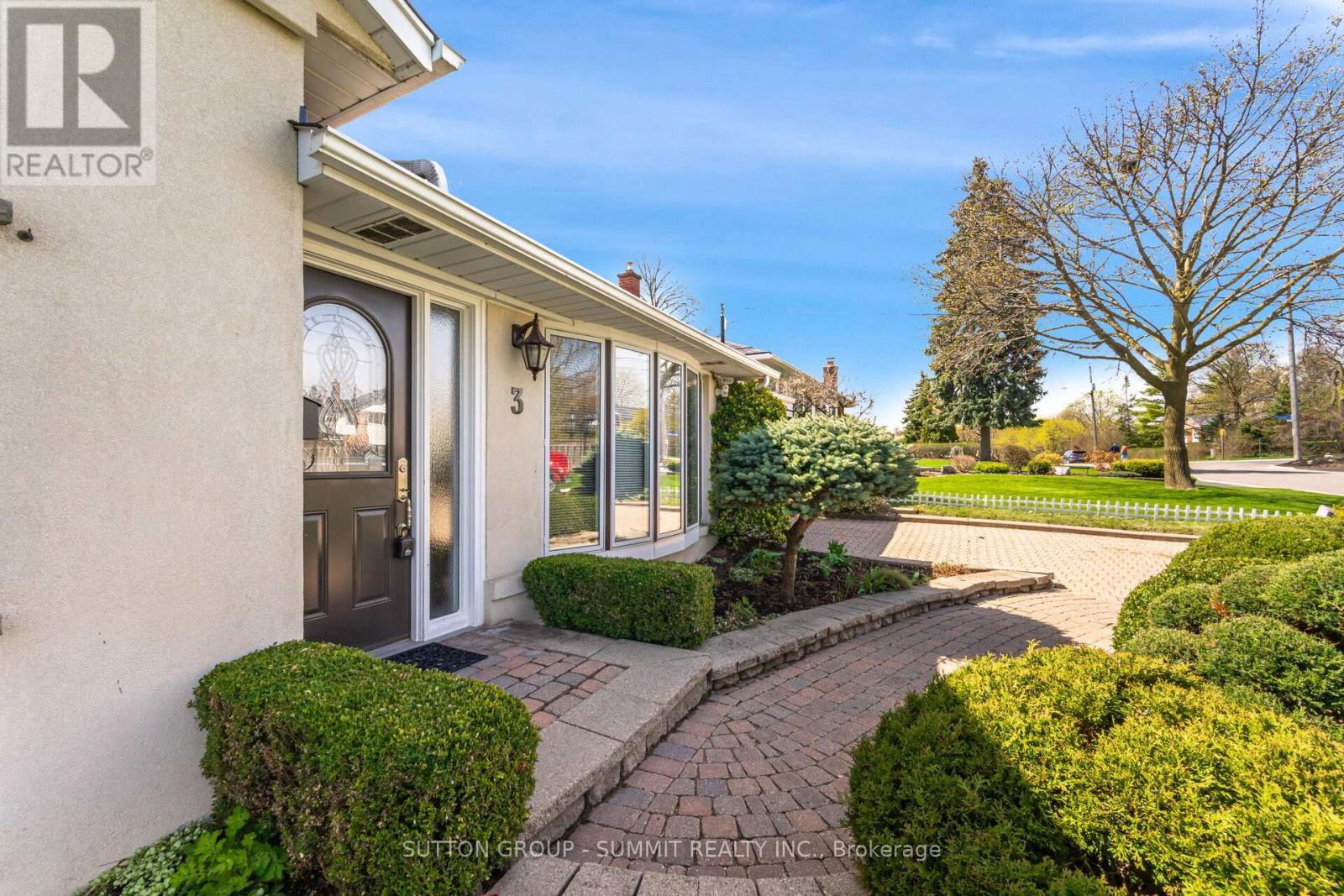 3 Donata Drive, Mississauga, Ontario  L5M 1T2 - Photo 6 - W13054670