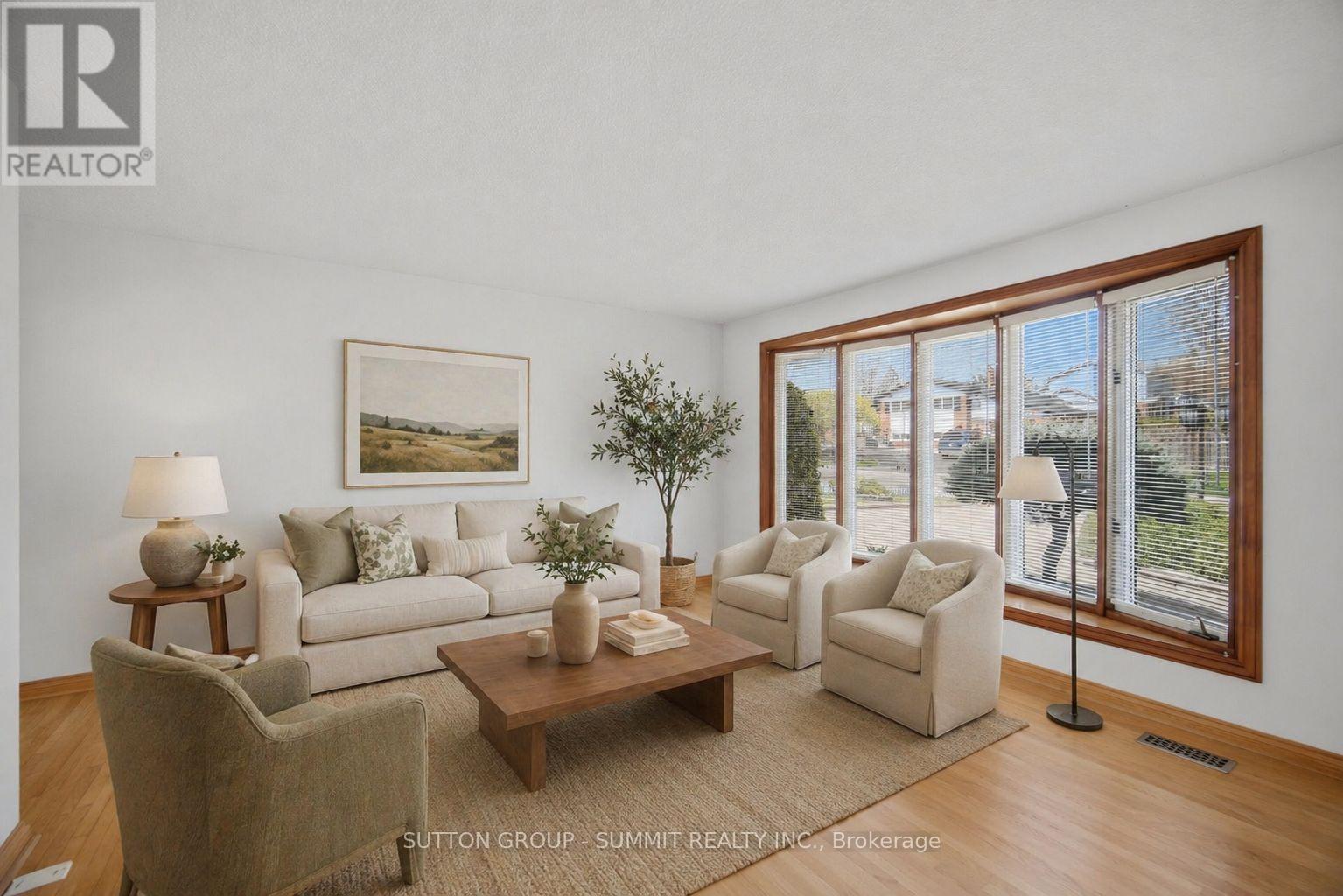 3 Donata Drive, Mississauga, Ontario  L5M 1T2 - Photo 8 - W13054670