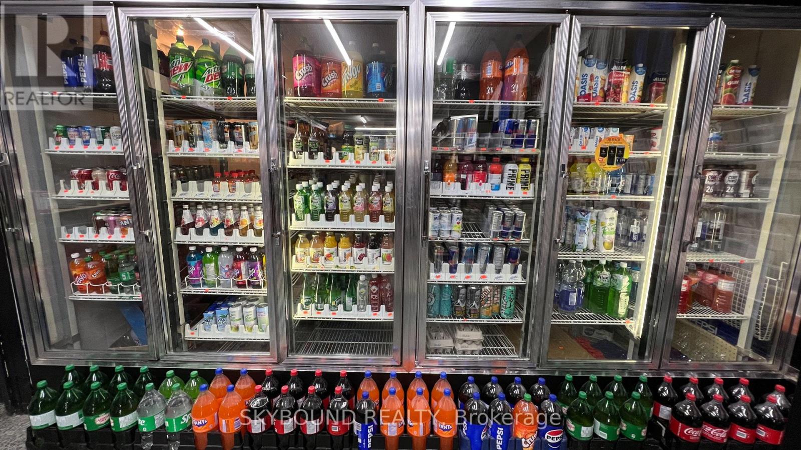 Unit 11 - 2111 Jane Street, Toronto, Ontario  M3M 1A2 - Photo 6 - W13054734