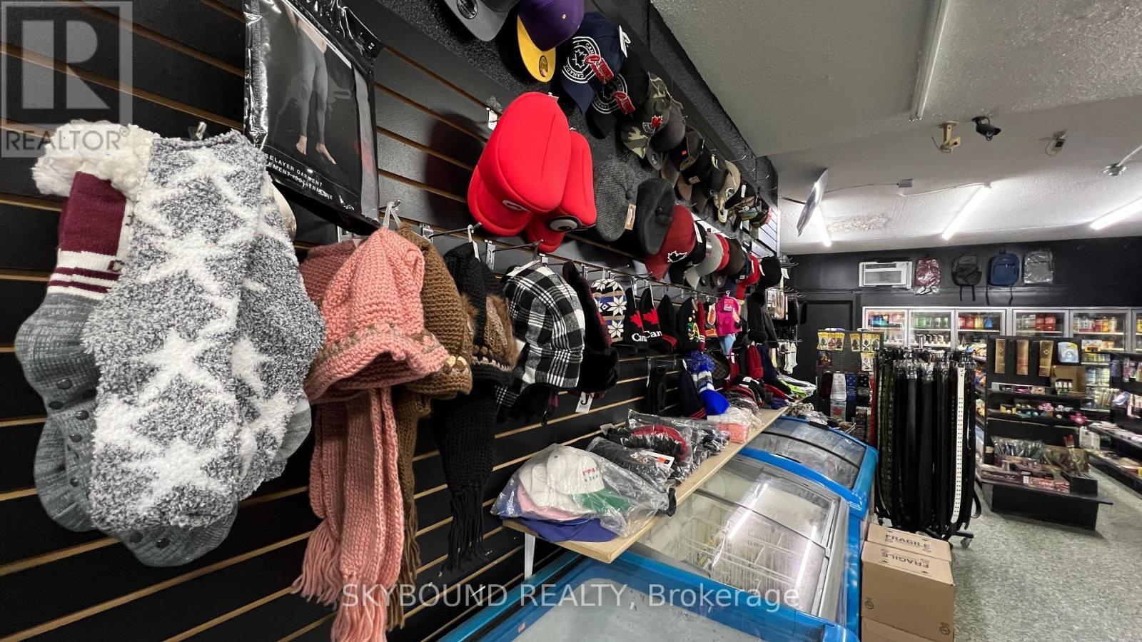 Unit 11 - 2111 Jane Street, Toronto, Ontario  M3M 1A2 - Photo 7 - W13054734