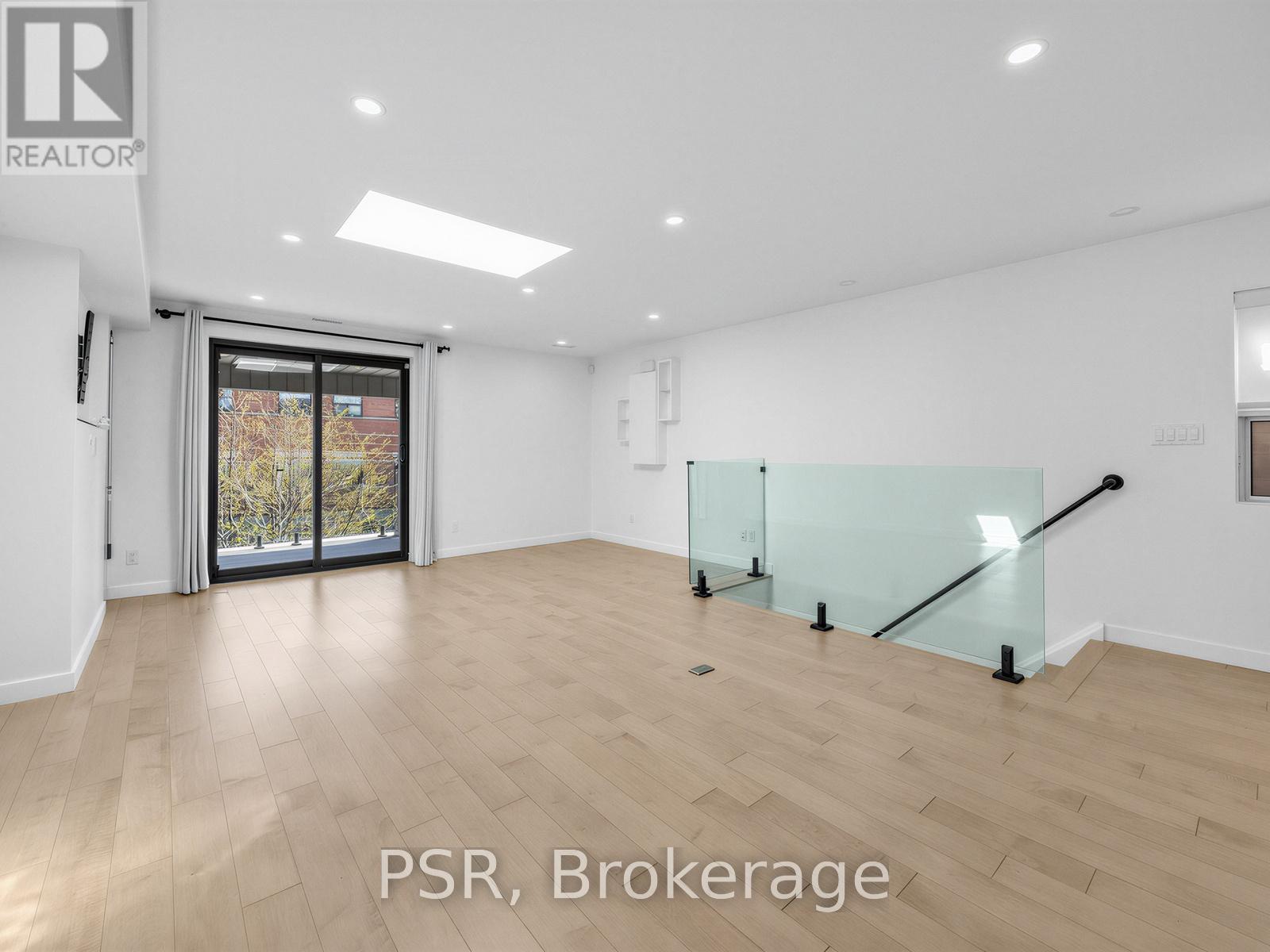 2 - 54a Galley Avenue, Toronto, Ontario  M6R 1H1 - Photo 10 - W13054736