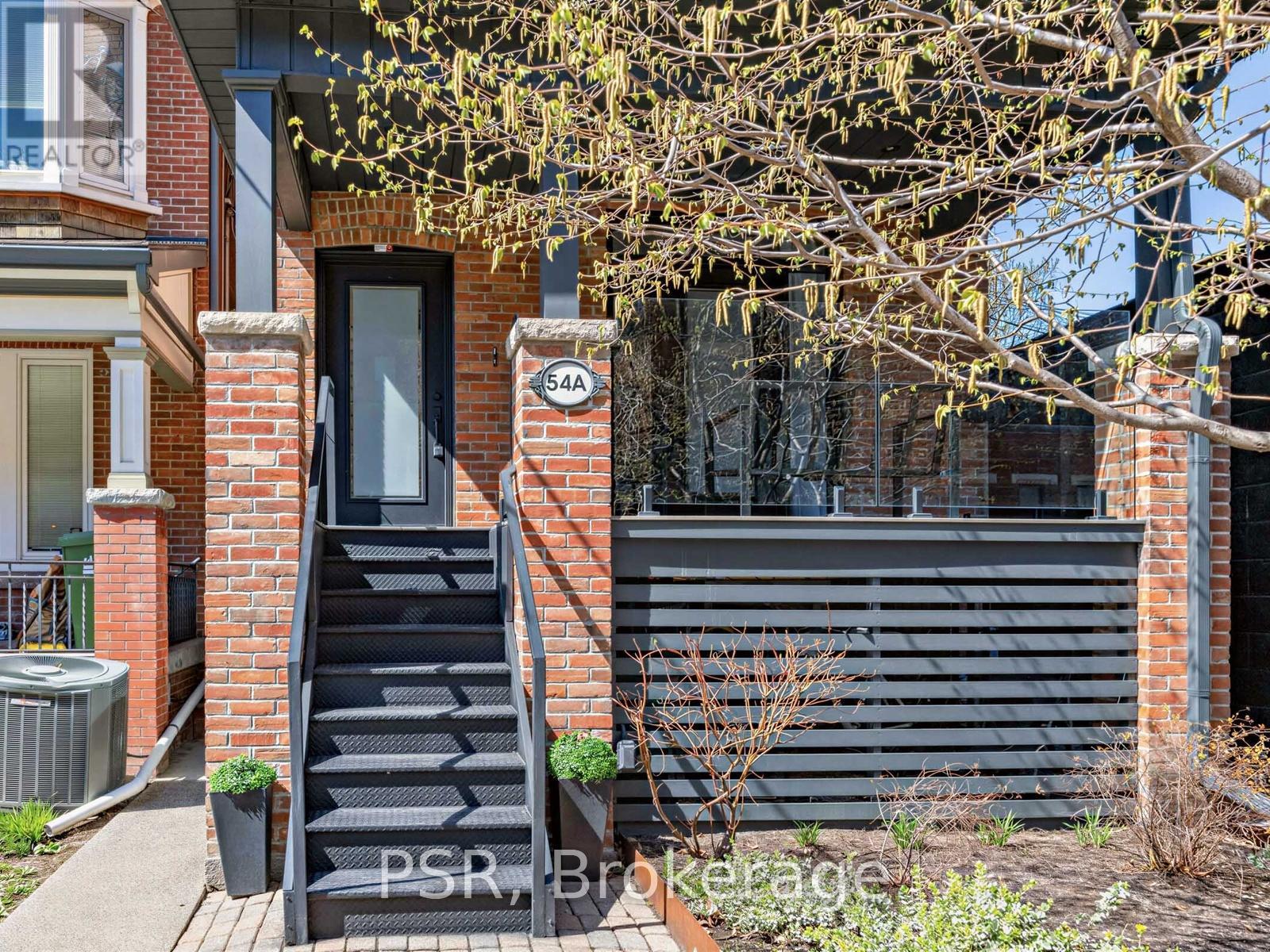 2 - 54a Galley Avenue, Toronto, Ontario  M6R 1H1 - Photo 3 - W13054736