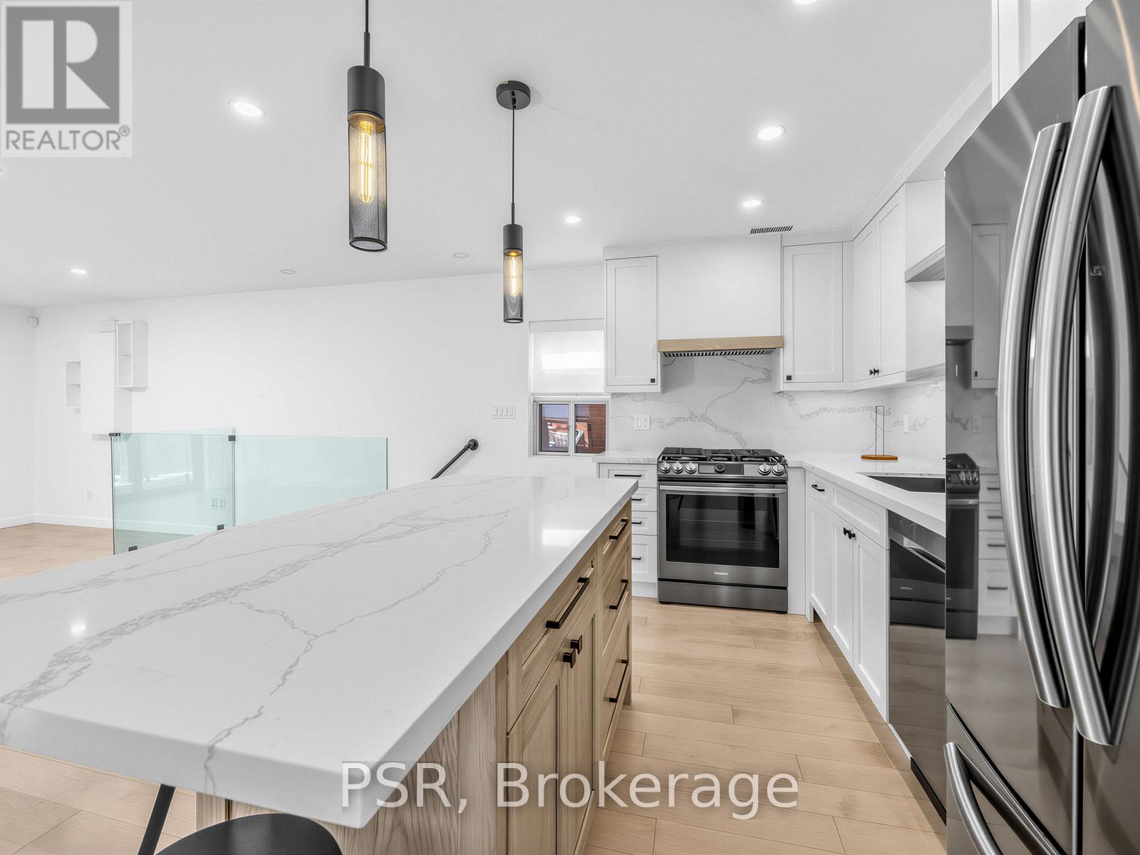 2 - 54a Galley Avenue, Toronto, Ontario  M6R 1H1 - Photo 6 - W13054736