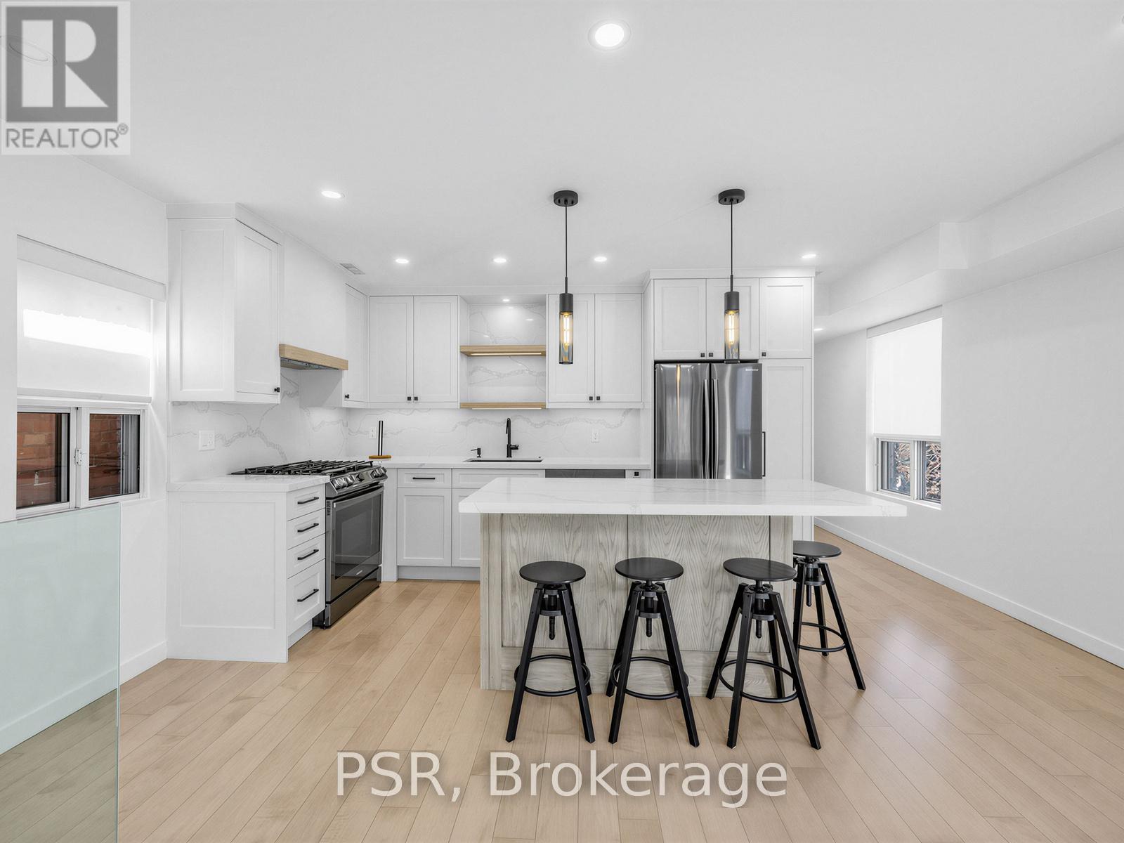 2 - 54a Galley Avenue, Toronto, Ontario  M6R 1H1 - Photo 8 - W13054736