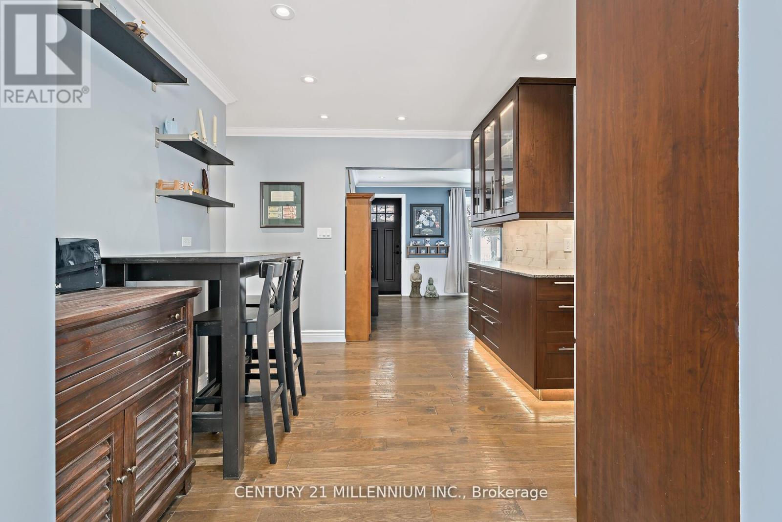 10875 Fifth Line, Halton Hills, Ontario  L7G 4S6 - Photo 11 - W13054772