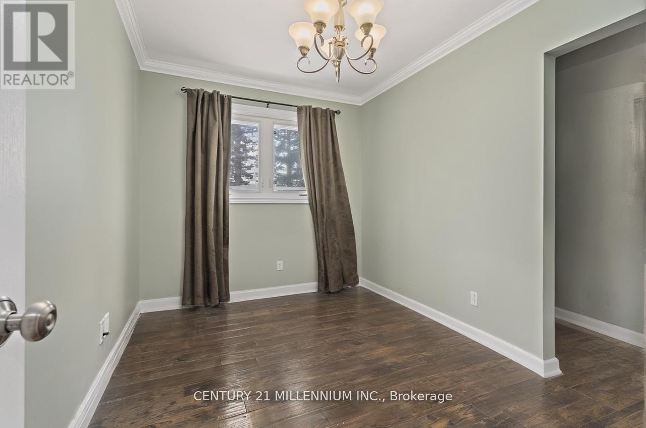 10875 Fifth Line, Halton Hills, Ontario  L7G 4S6 - Photo 18 - W13054772