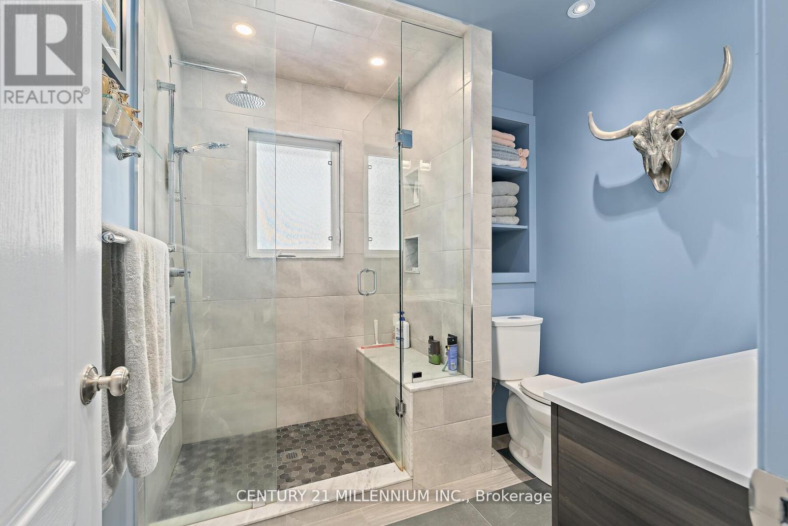 10875 Fifth Line, Halton Hills, Ontario  L7G 4S6 - Photo 19 - W13054772