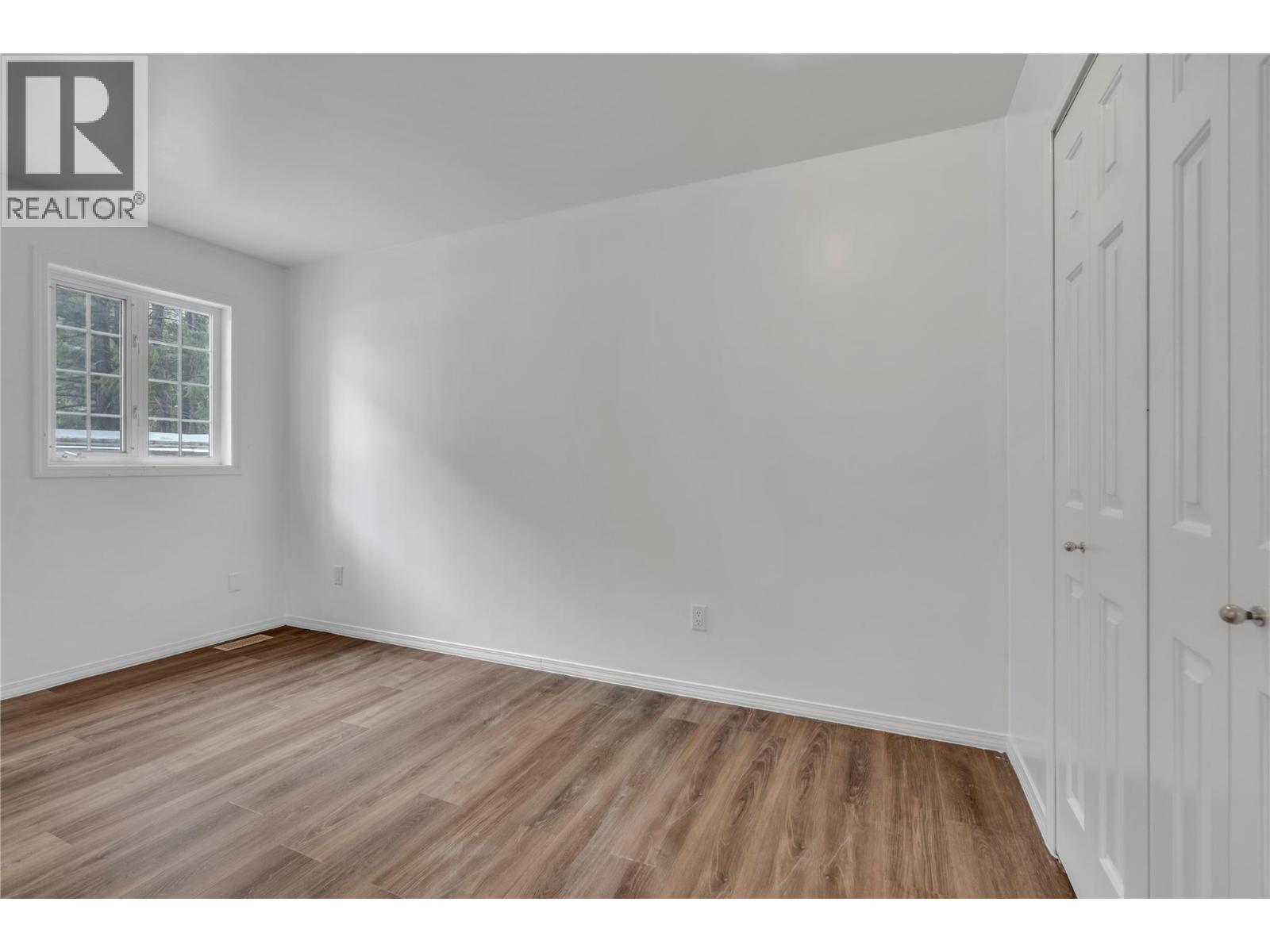 1498 Main Street, Olalla, British Columbia  V0X 1N6 - Photo 6 - 10384061