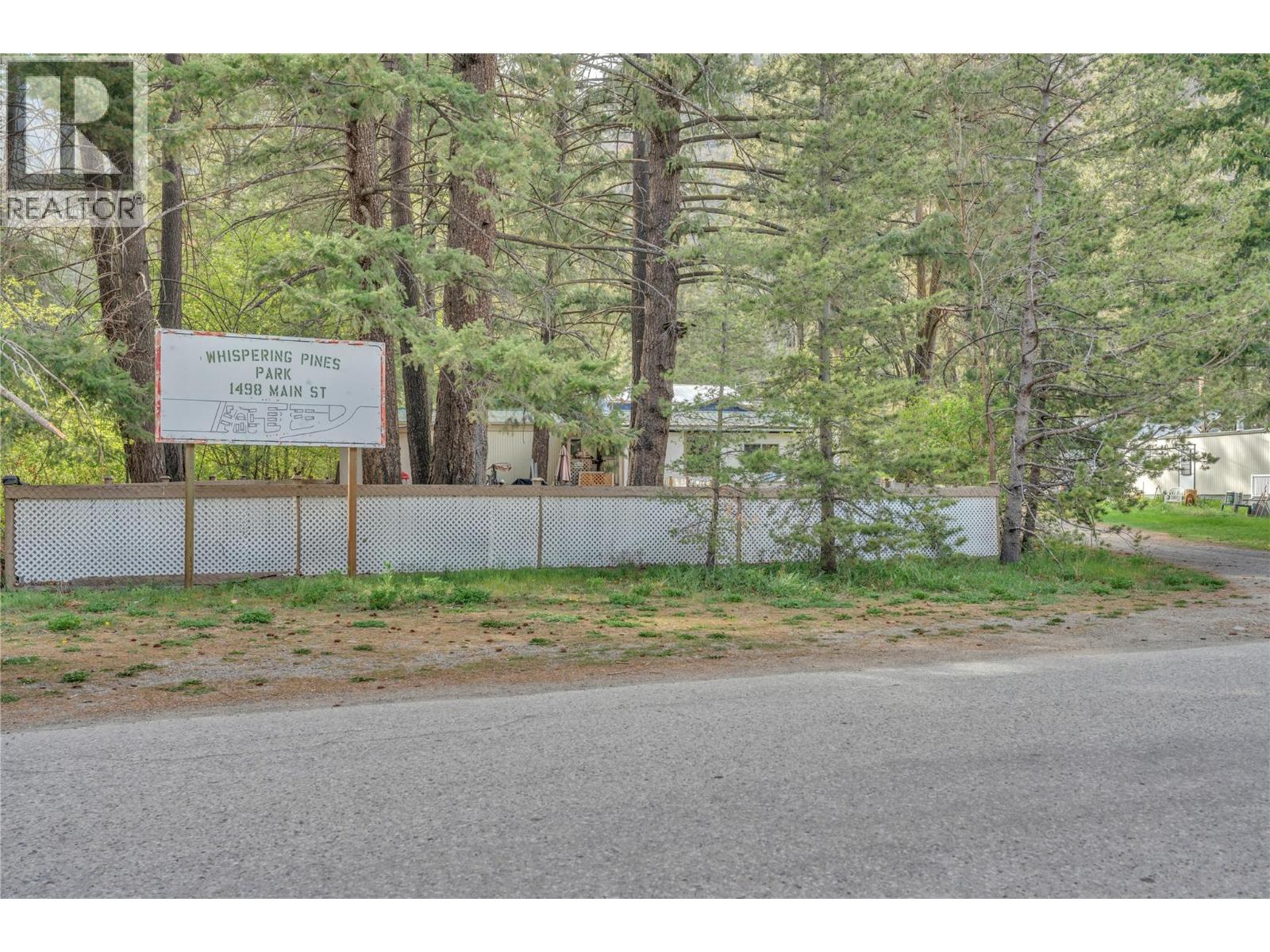 1498 Main Street, Olalla, British Columbia  V0X 1N6 - Photo 60 - 10384061