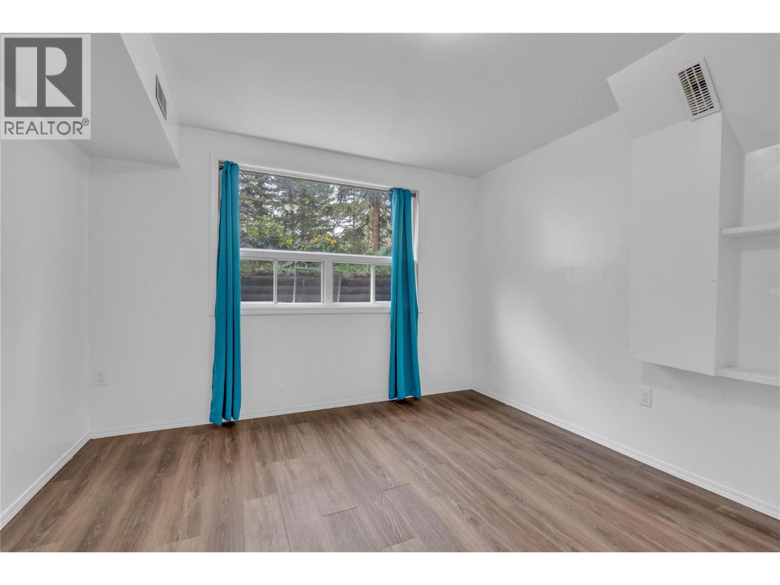 1498 Main Street, Olalla, British Columbia  V0X 1N6 - Photo 36 - 10384061