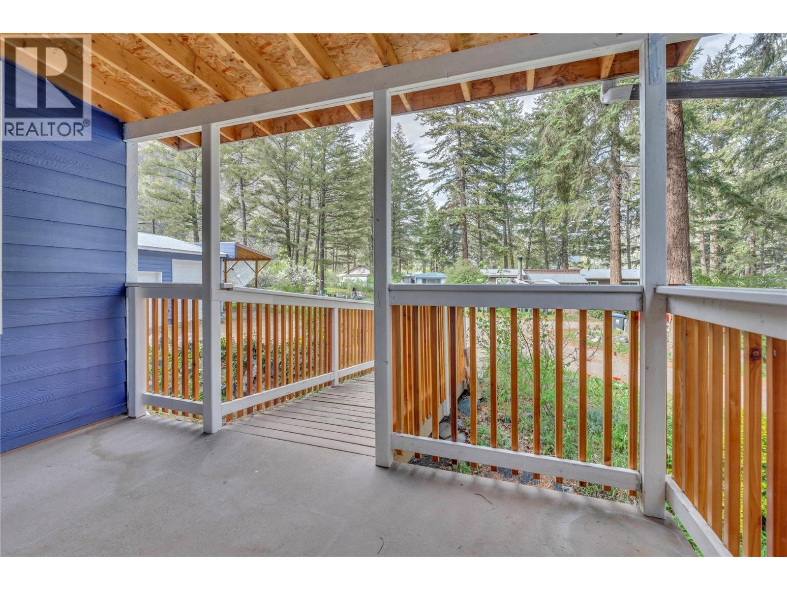 1498 Main Street, Olalla, British Columbia  V0X 1N6 - Photo 46 - 10384061