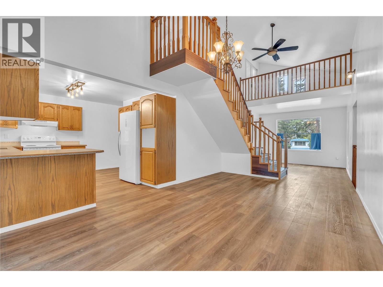 1498 Main Street, Olalla, British Columbia  V0X 1N6 - Photo 10 - 10384061