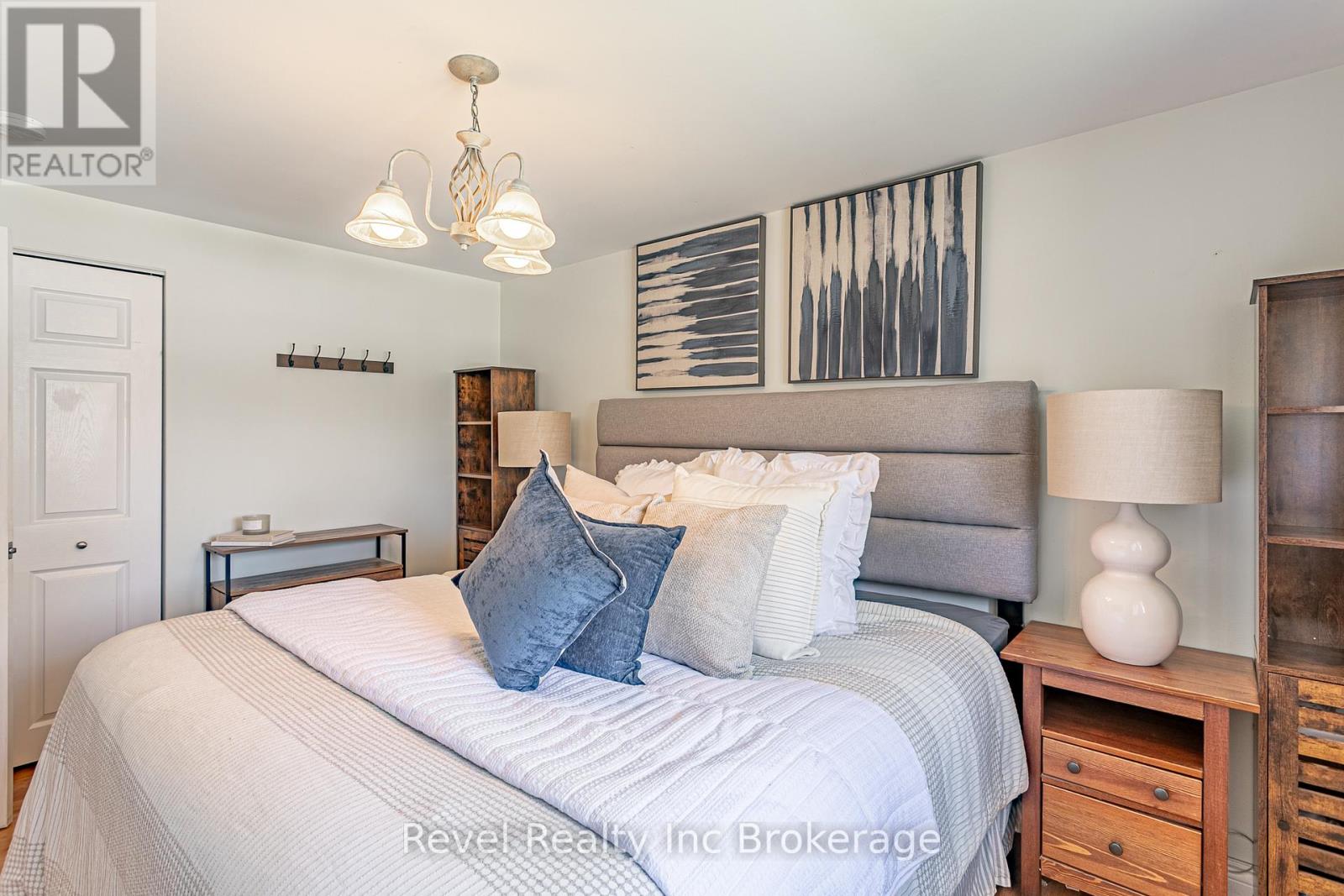 828 Warwick Street, Woodstock, Ontario  N4S 4R4 - Photo 16 - X12761000