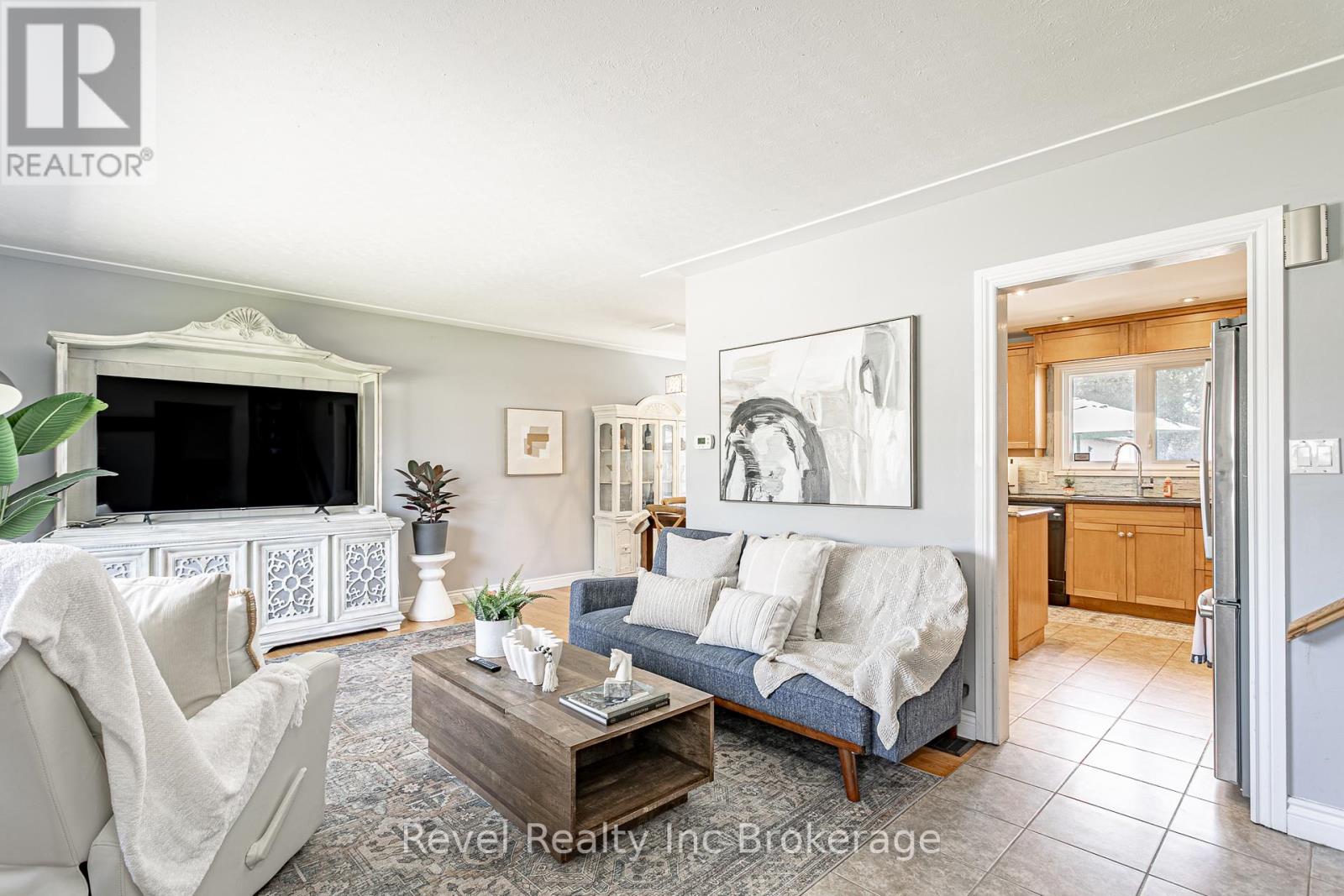 828 Warwick Street, Woodstock, Ontario  N4S 4R4 - Photo 4 - X12761000