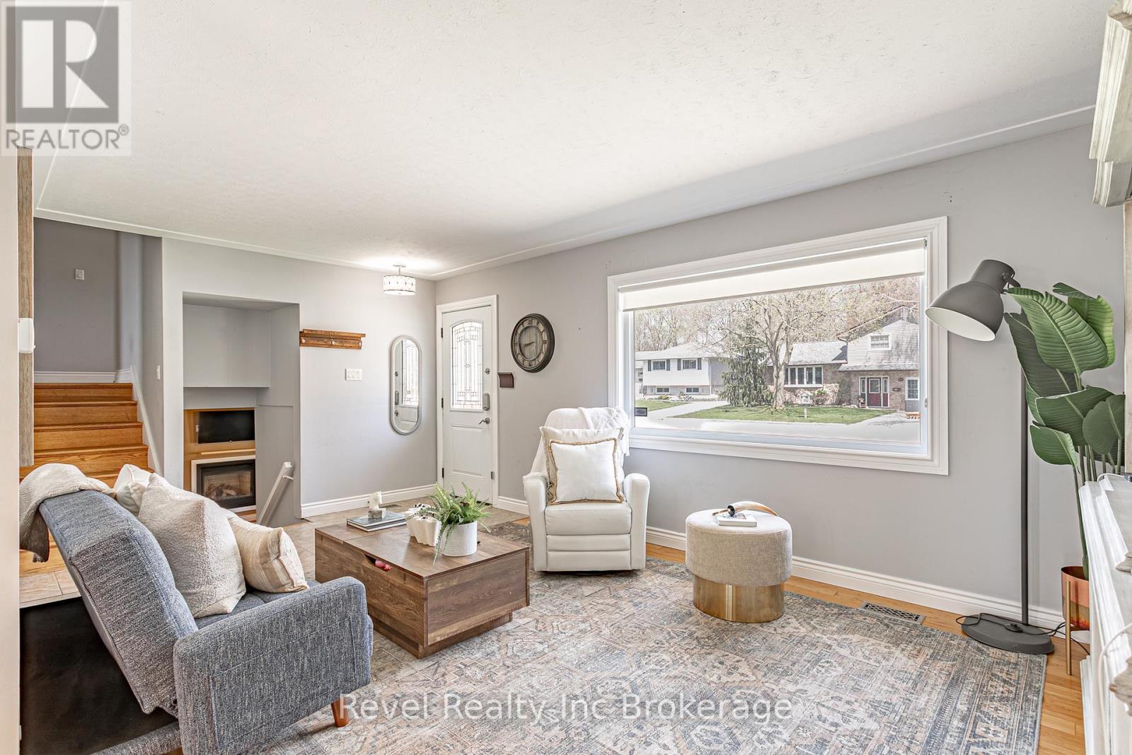 828 Warwick Street, Woodstock, Ontario  N4S 4R4 - Photo 6 - X12761000