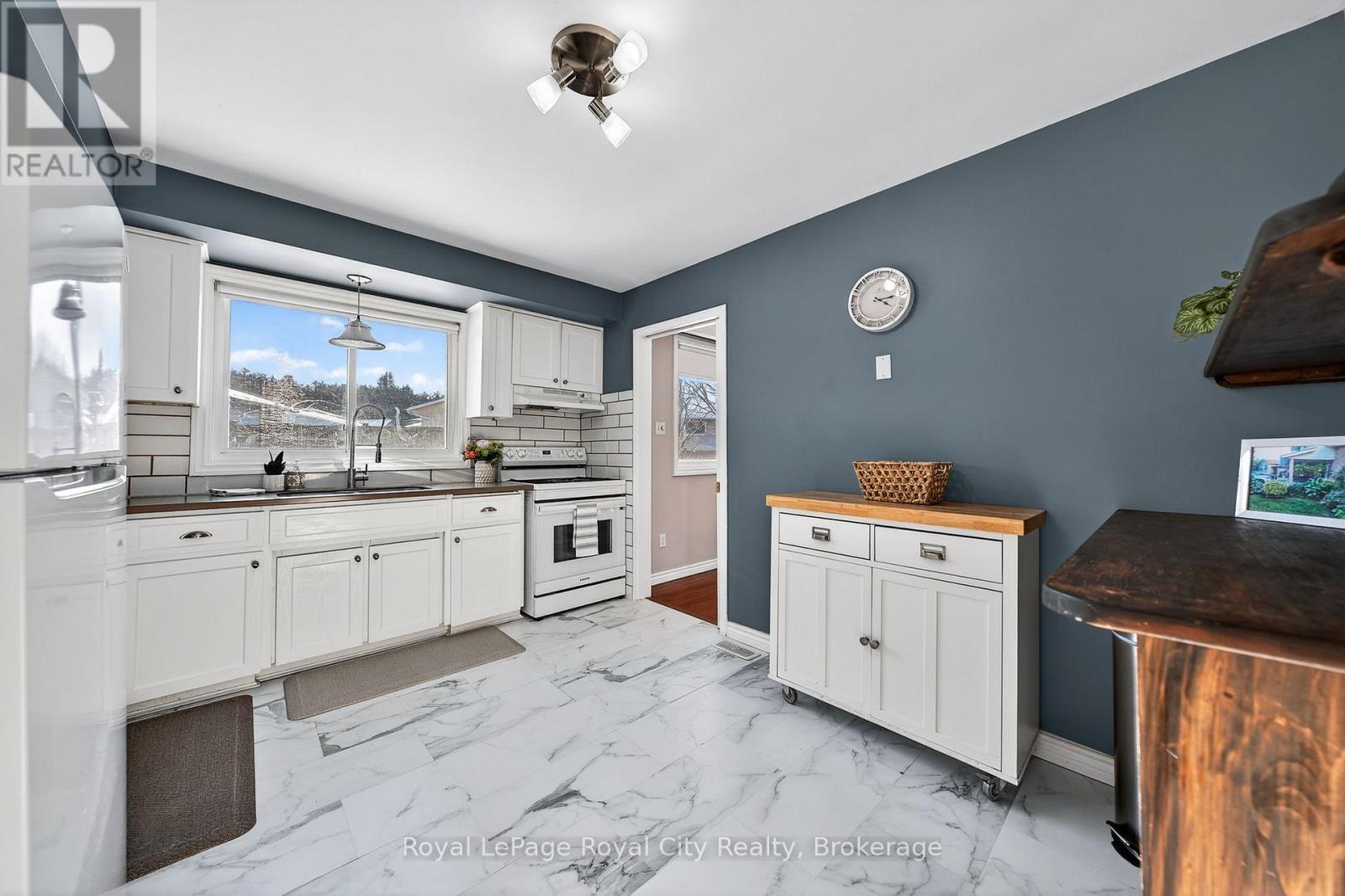 21 Glenda Court, Guelph, Ontario  N1H 6V6 - Photo 17 - X12839056