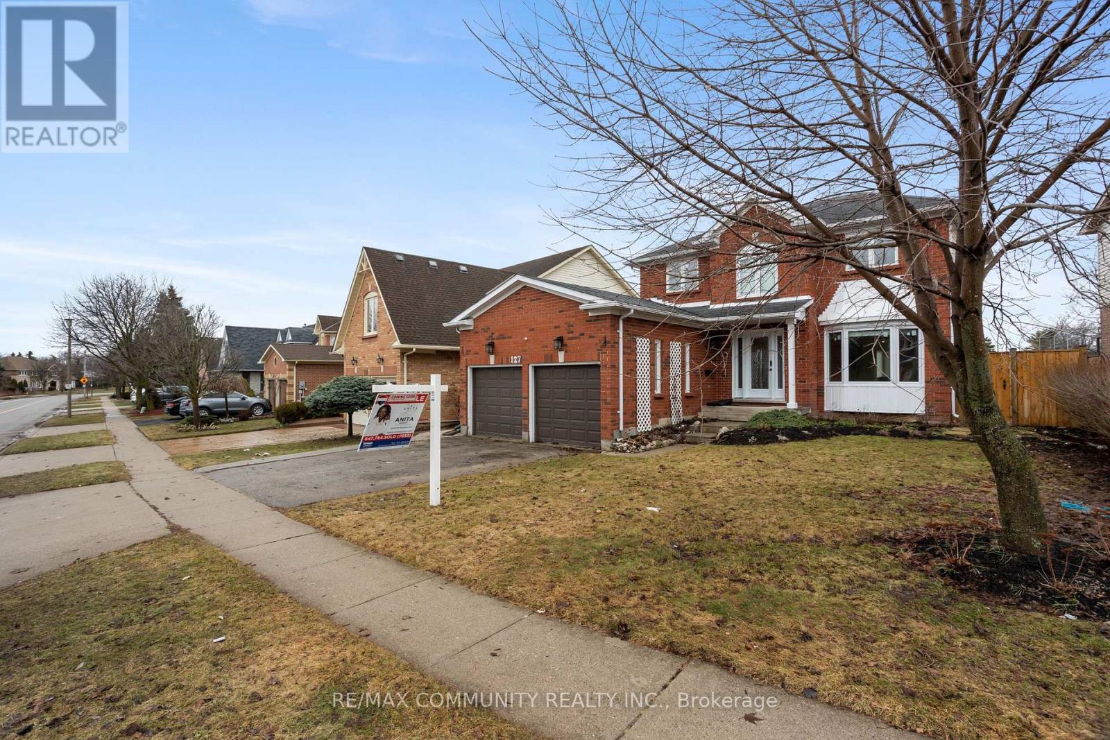 127 Glenvalley Drive, Cambridge, Ontario  N1T 1R1 - Photo 3 - X13054574