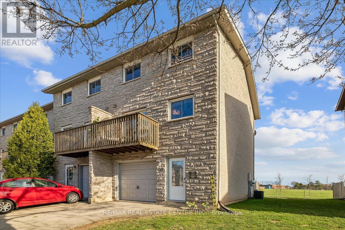 49 - 1155 Paramount Drive, Hamilton, Ontario  L8J 2N2 - Photo 2 - X13054656