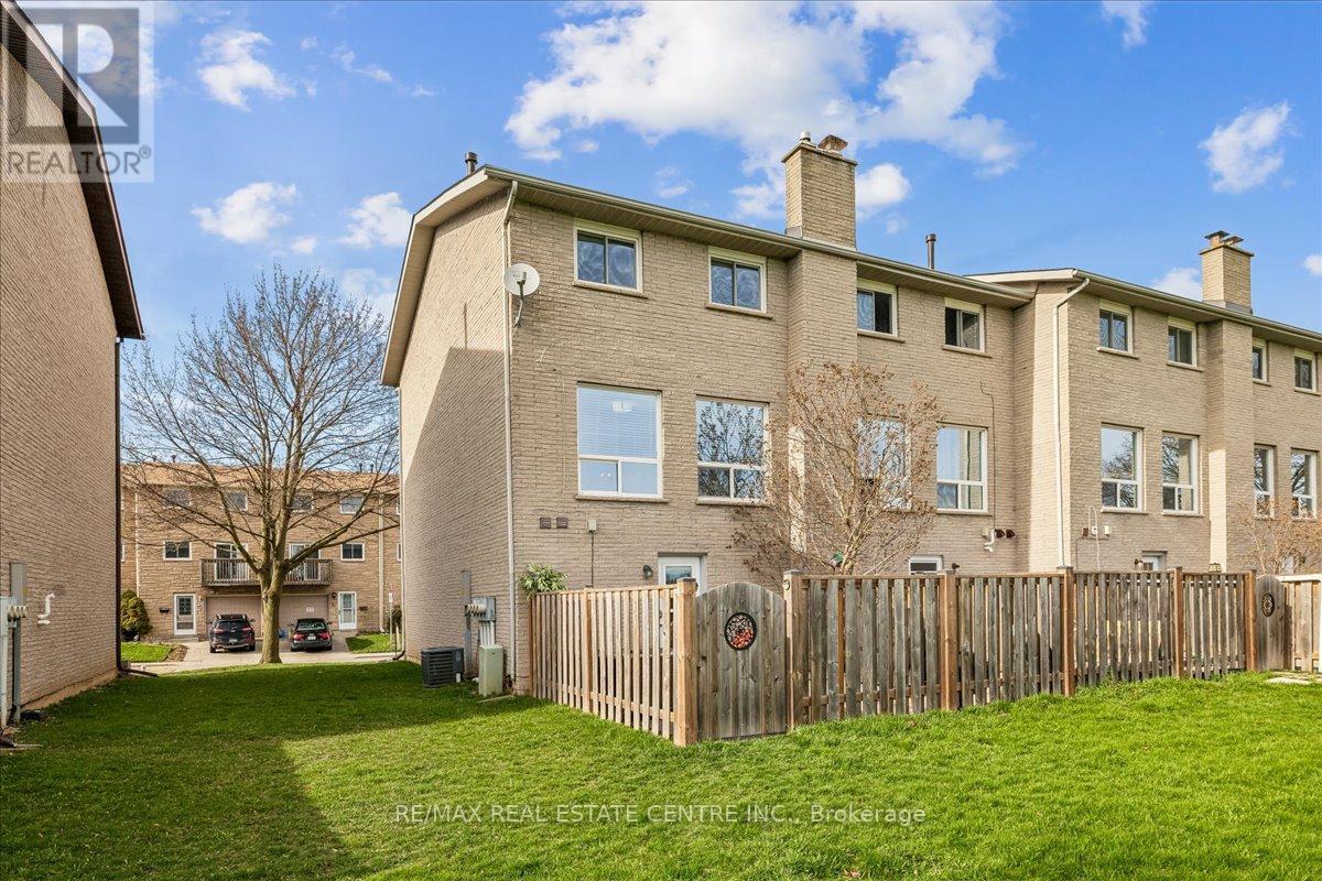 49 - 1155 Paramount Drive, Hamilton, Ontario  L8J 2N2 - Photo 43 - X13054656