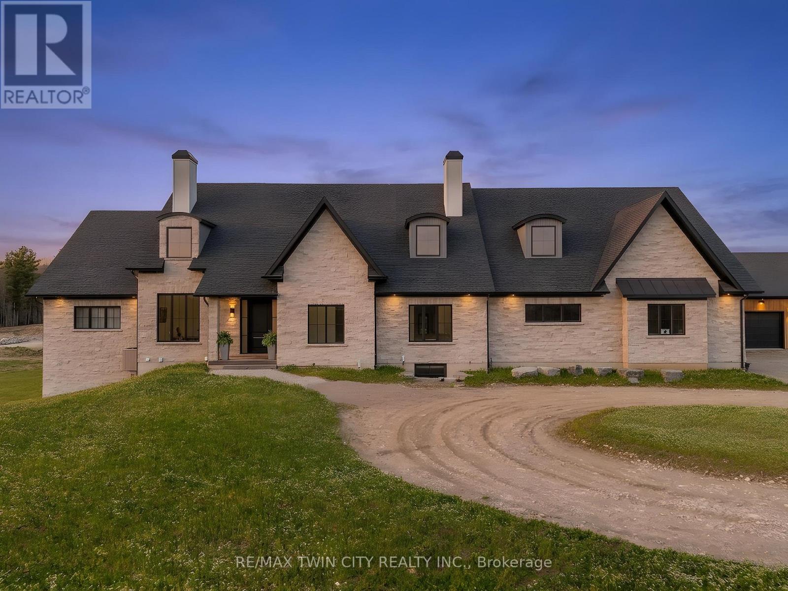 742 COUNTRY SQUIRE ROAD
