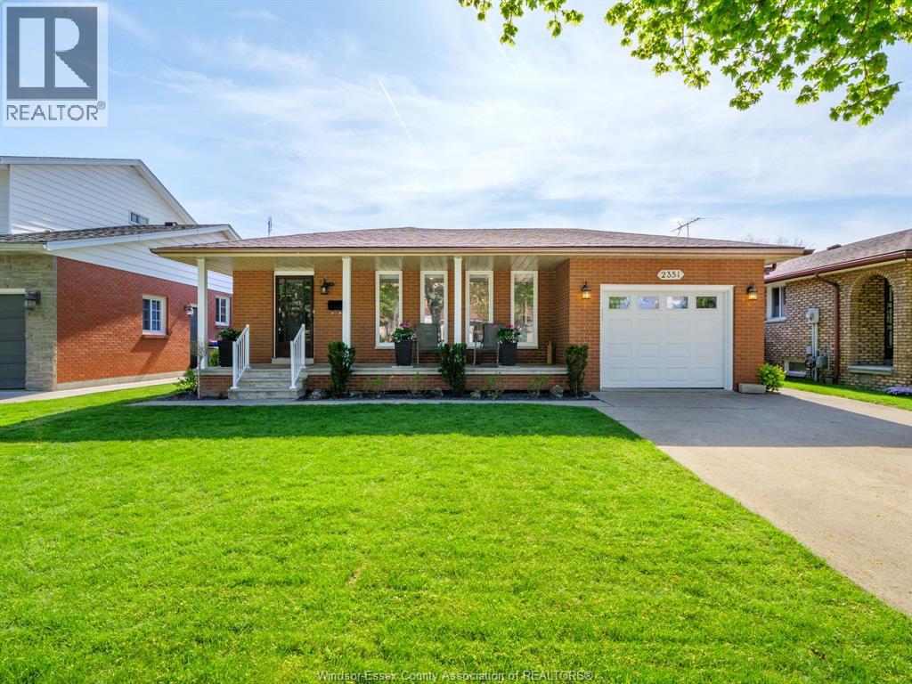 2351 SANTOS DRIVE, Windsor, Ontario