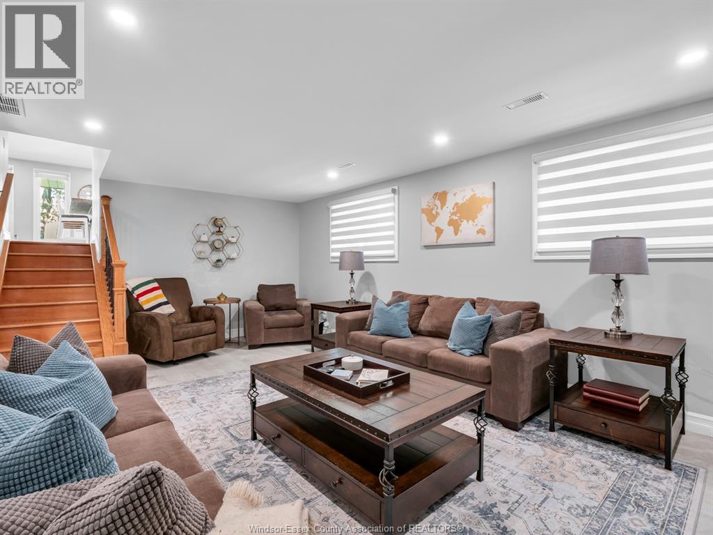 2351 Santos Drive, Windsor, Ontario  N9G 2J7 - Photo 18 - 26009458