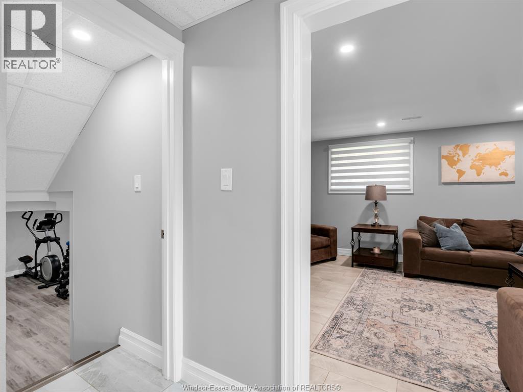 2351 Santos Drive, Windsor, Ontario  N9G 2J7 - Photo 24 - 26009458