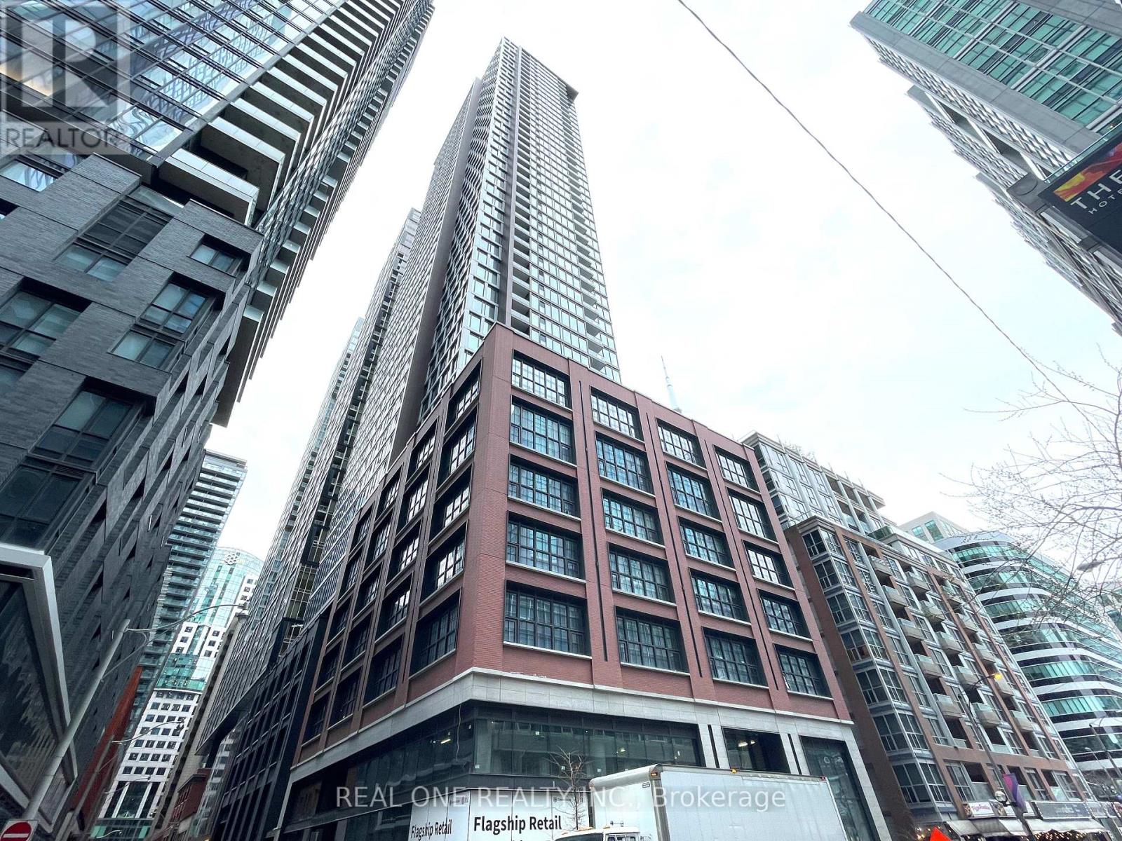 2602 - 55 MERCER STREET, Toronto, Ontario