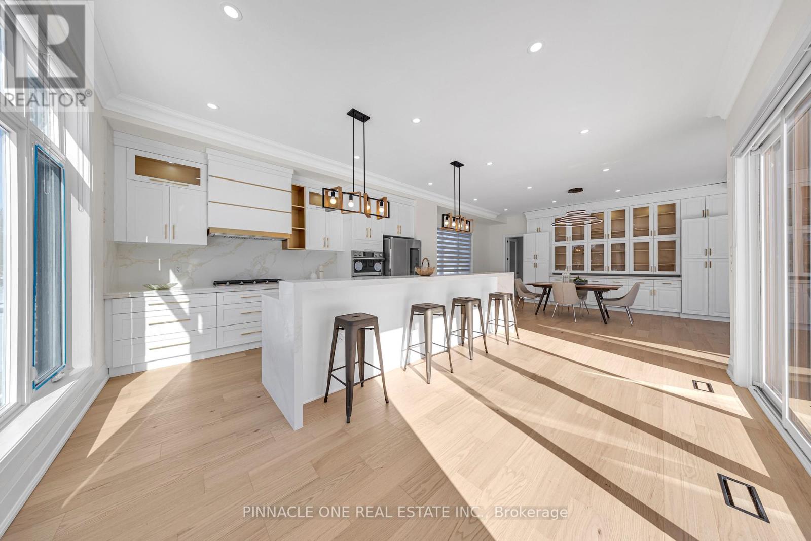 992 Little Cedar Avenue, Innisfil, Ontario  L0L 1W0 - Photo 25 - N13049696