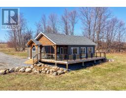 824 EAST ROAD LOOP, Hastings Highlands, Ontario