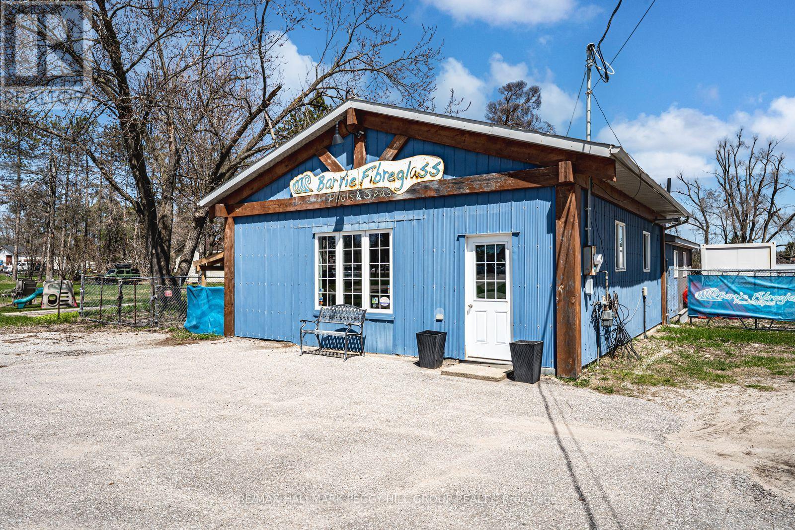 1135 & 1139 Bayfield Street N, Springwater, Ontario  L9X 0N6 - Photo 2 - S12849100