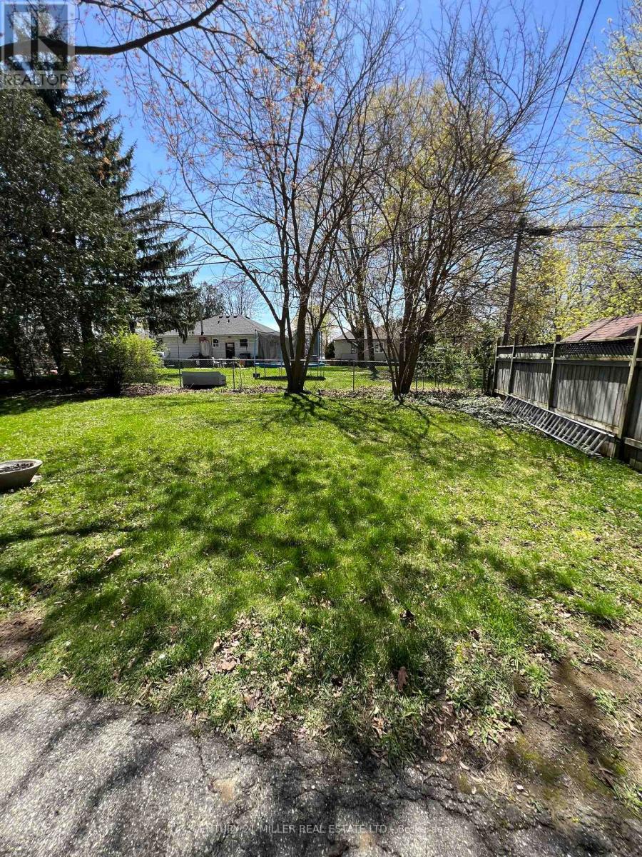 D - 24 Eddy Avenue, Brantford, Ontario  N3R 2M6 - Photo 12 - X13048464