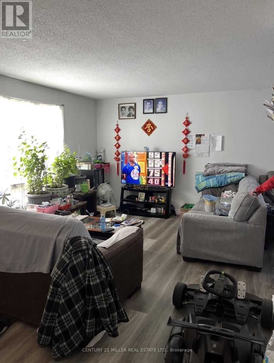 D - 24 Eddy Avenue, Brantford, Ontario  N3R 2M6 - Photo 4 - X13048464