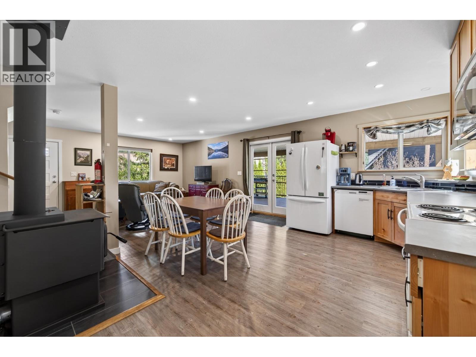 4333 East Barriere Lake Fs Road Unit# 22, Barriere, British Columbia  V0E 1E0 - Photo 7 - 10385215