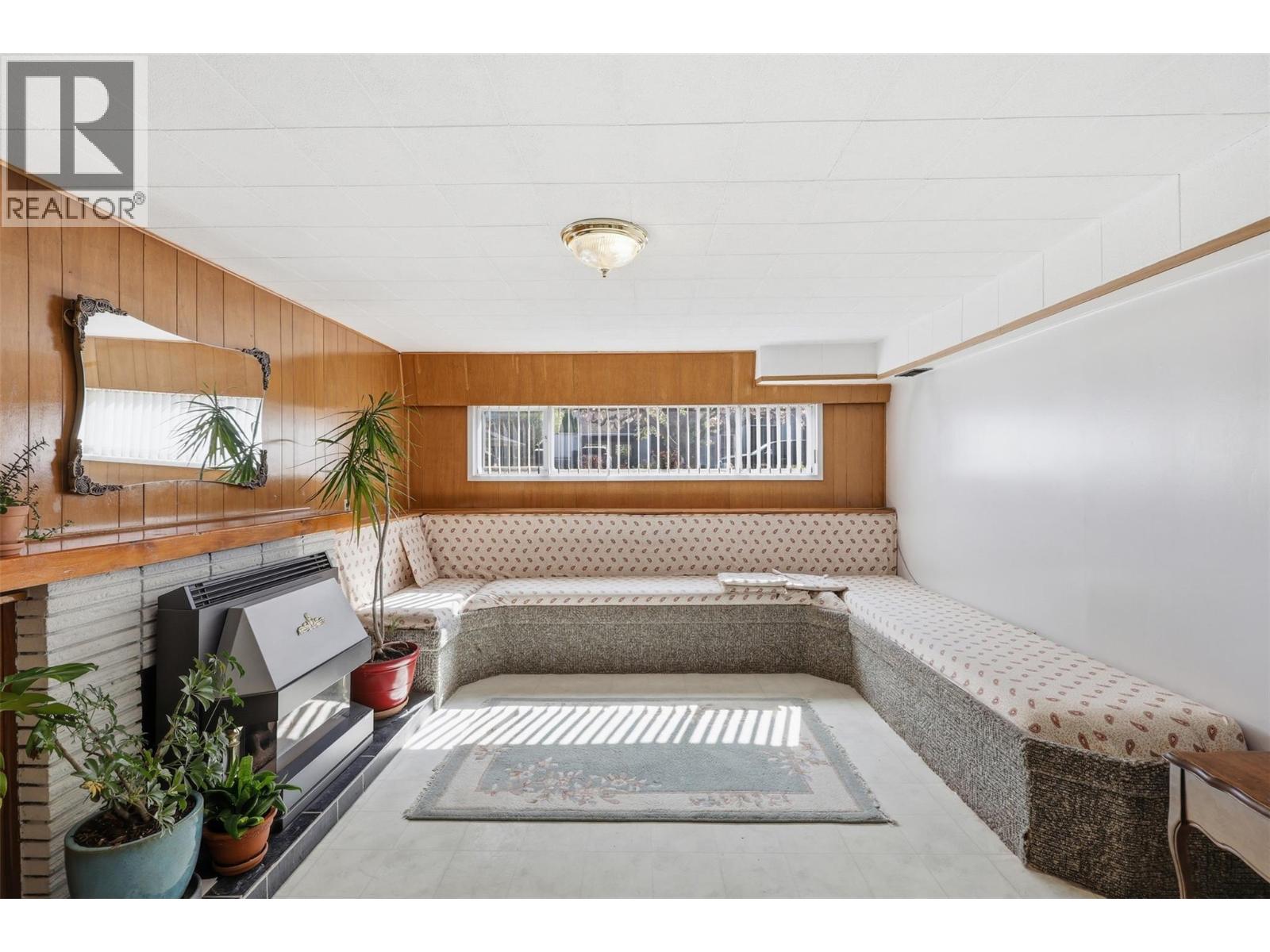 750 Stewart Avenue, Kamloops, British Columbia  V2B 3W7 - Photo 32 - 10385206