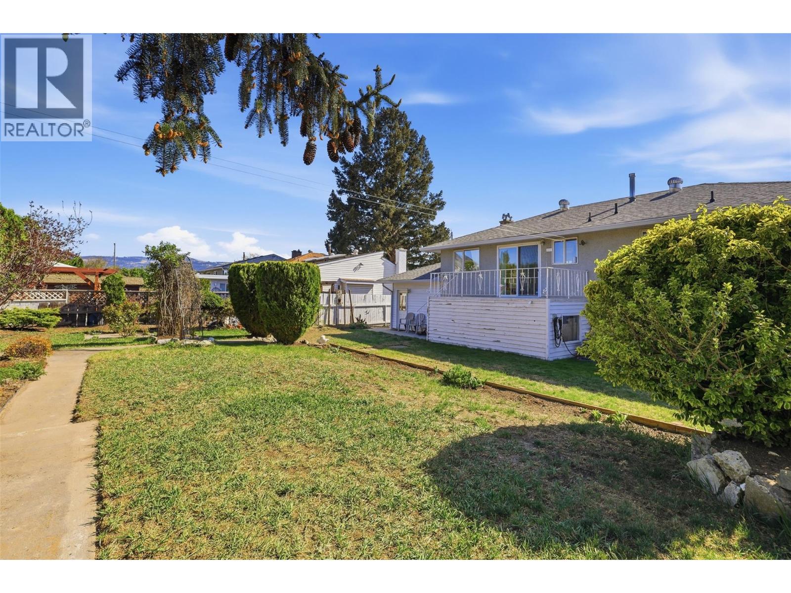 750 Stewart Avenue, Kamloops, British Columbia  V2B 3W7 - Photo 47 - 10385206