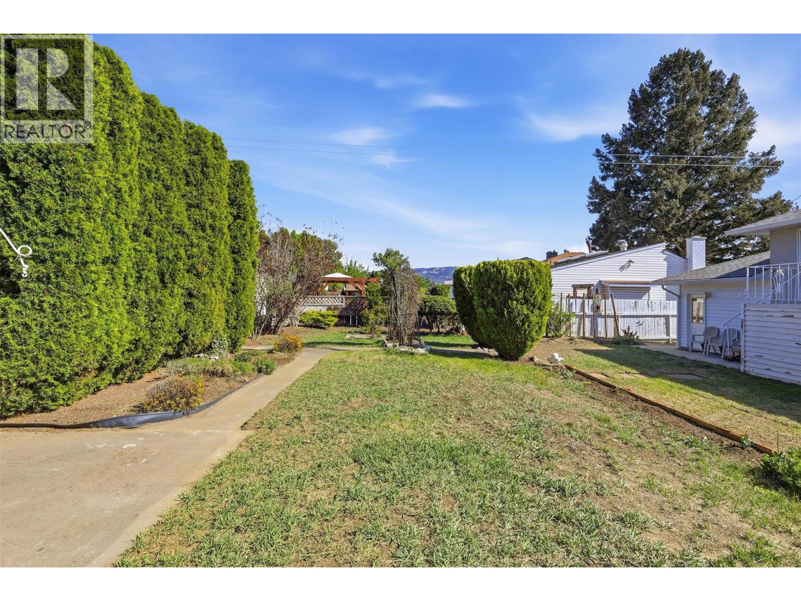 750 Stewart Avenue, Kamloops, British Columbia  V2B 3W7 - Photo 48 - 10385206