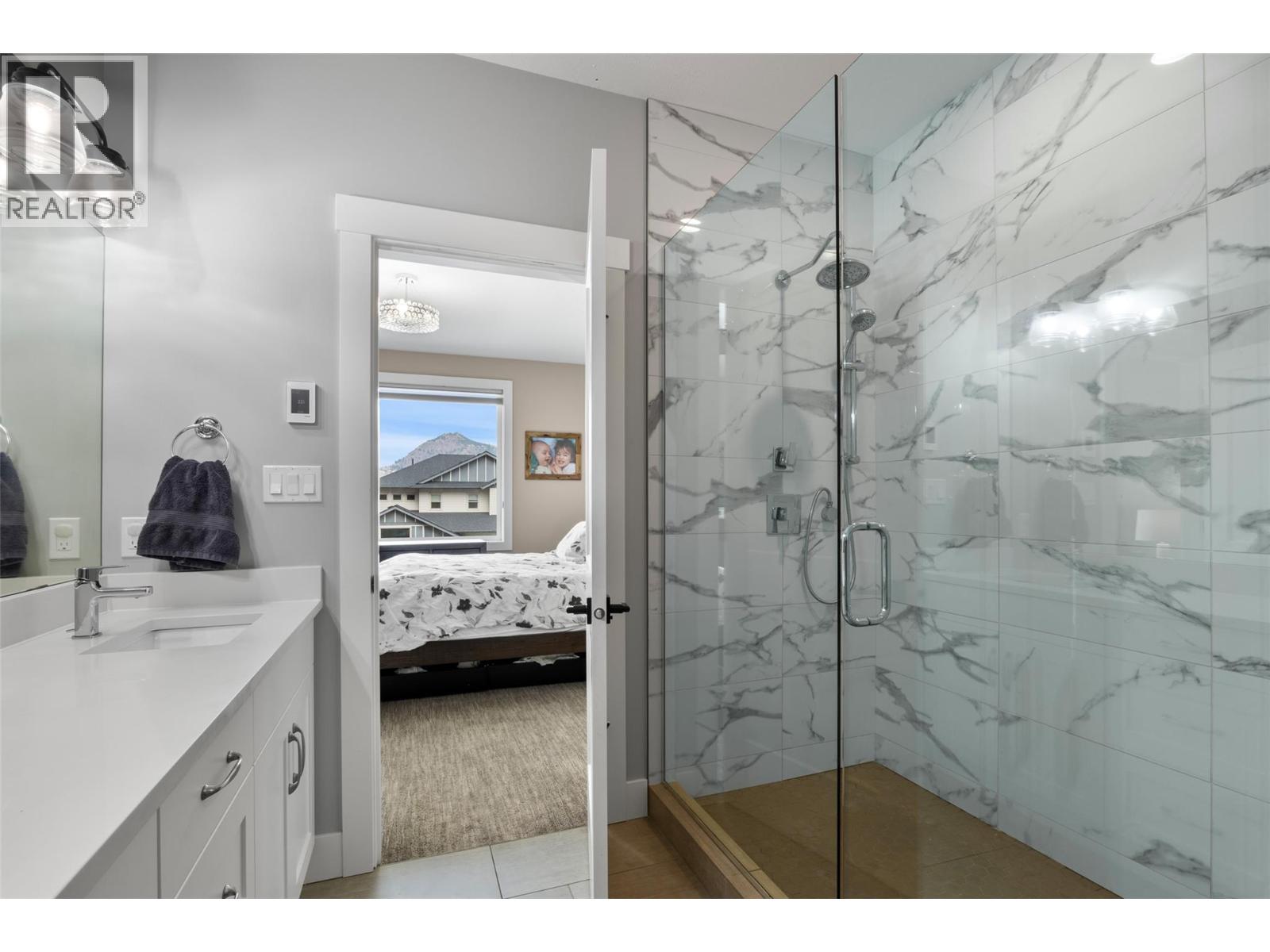 2061 Galore Crescent, Kamloops, British Columbia  V2E 0A7 - Photo 11 - 10385197