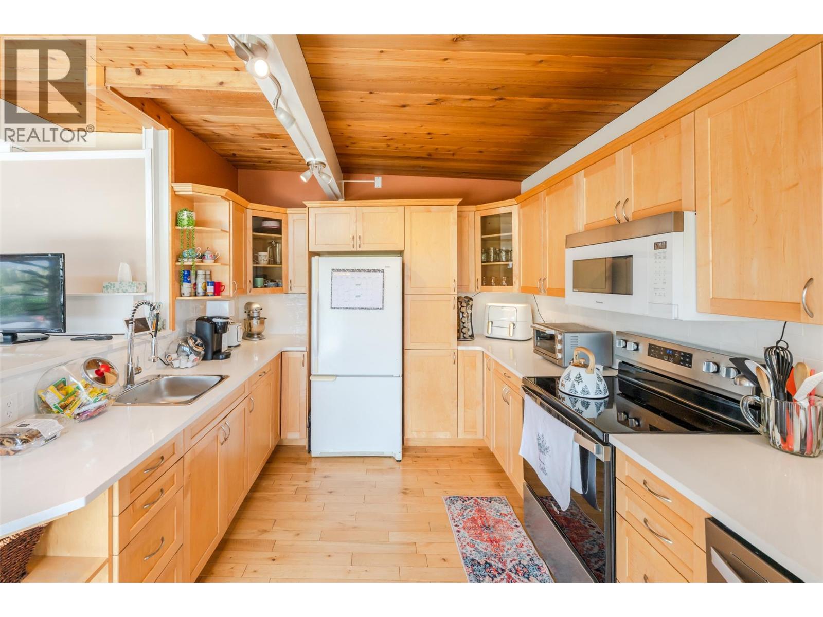 311 Sunglo Drive, Penticton, British Columbia  V2A 8X6 - Photo 17 - 10385182