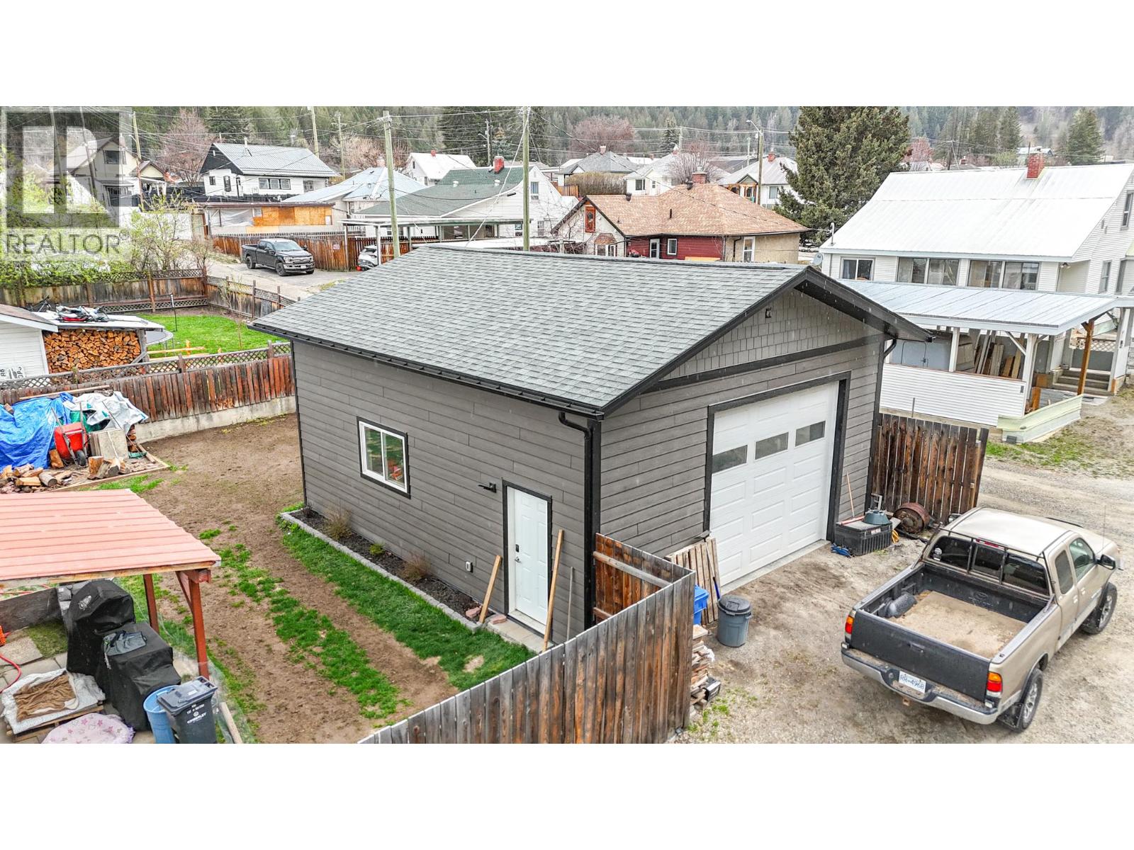 359 Banks Street, Kimberley, British Columbia  V1A 1H8 - Photo 2 - 10384513