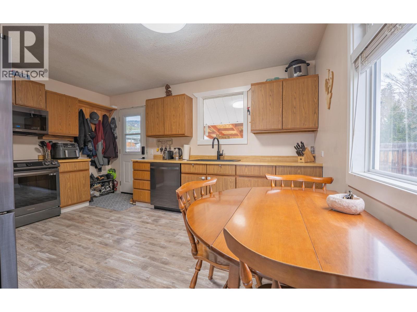 359 Banks Street, Kimberley, British Columbia  V1A 1H8 - Photo 5 - 10384513