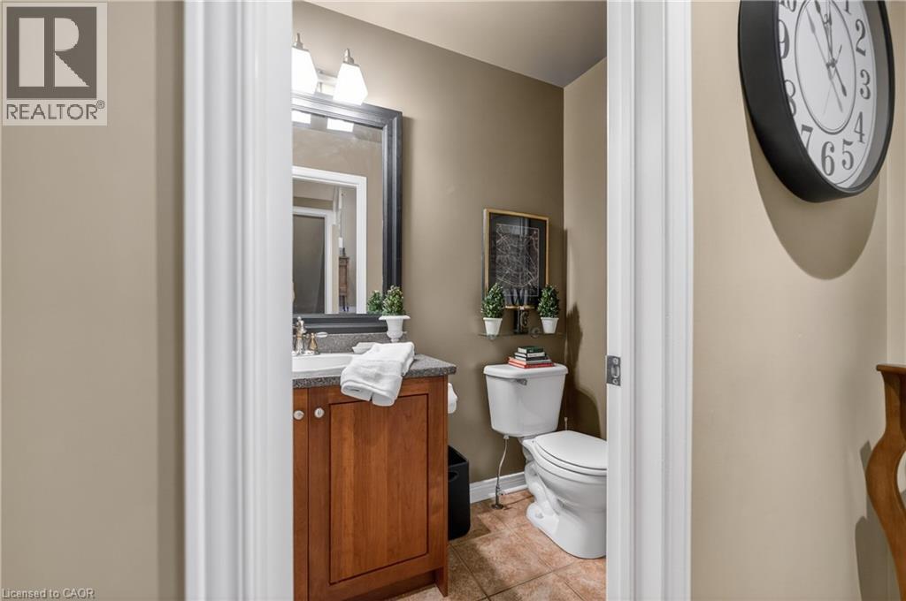 4266 Clubview Drive, Burlington, Ontario  L7M 4X2 - Photo 21 - 40825029